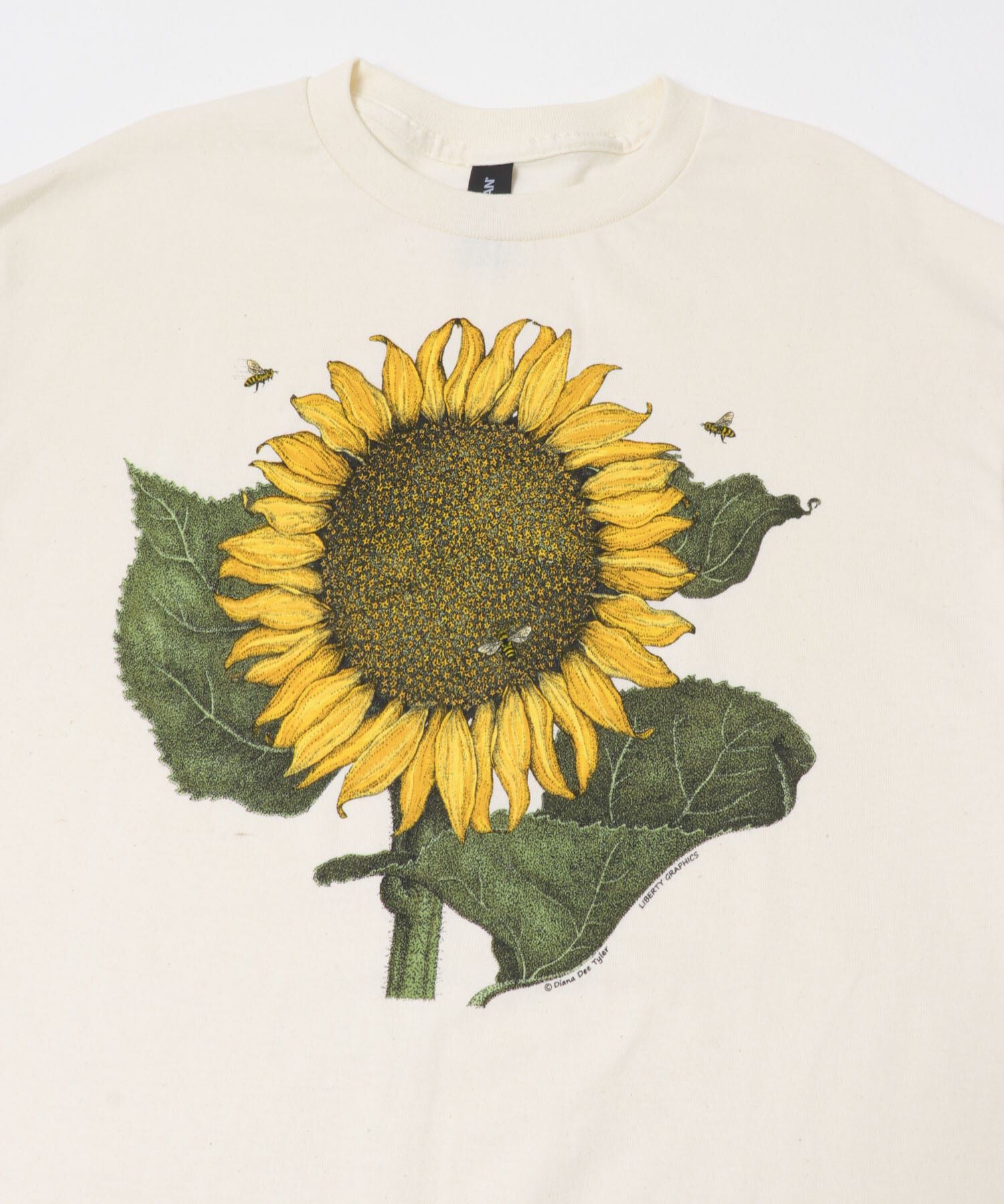 URBAN RESEARCH DOORS「LIBERTY GRAPHICS　SUNFLOWERANDBEEST-SHIRTS」|Tシャツ・カットソー|