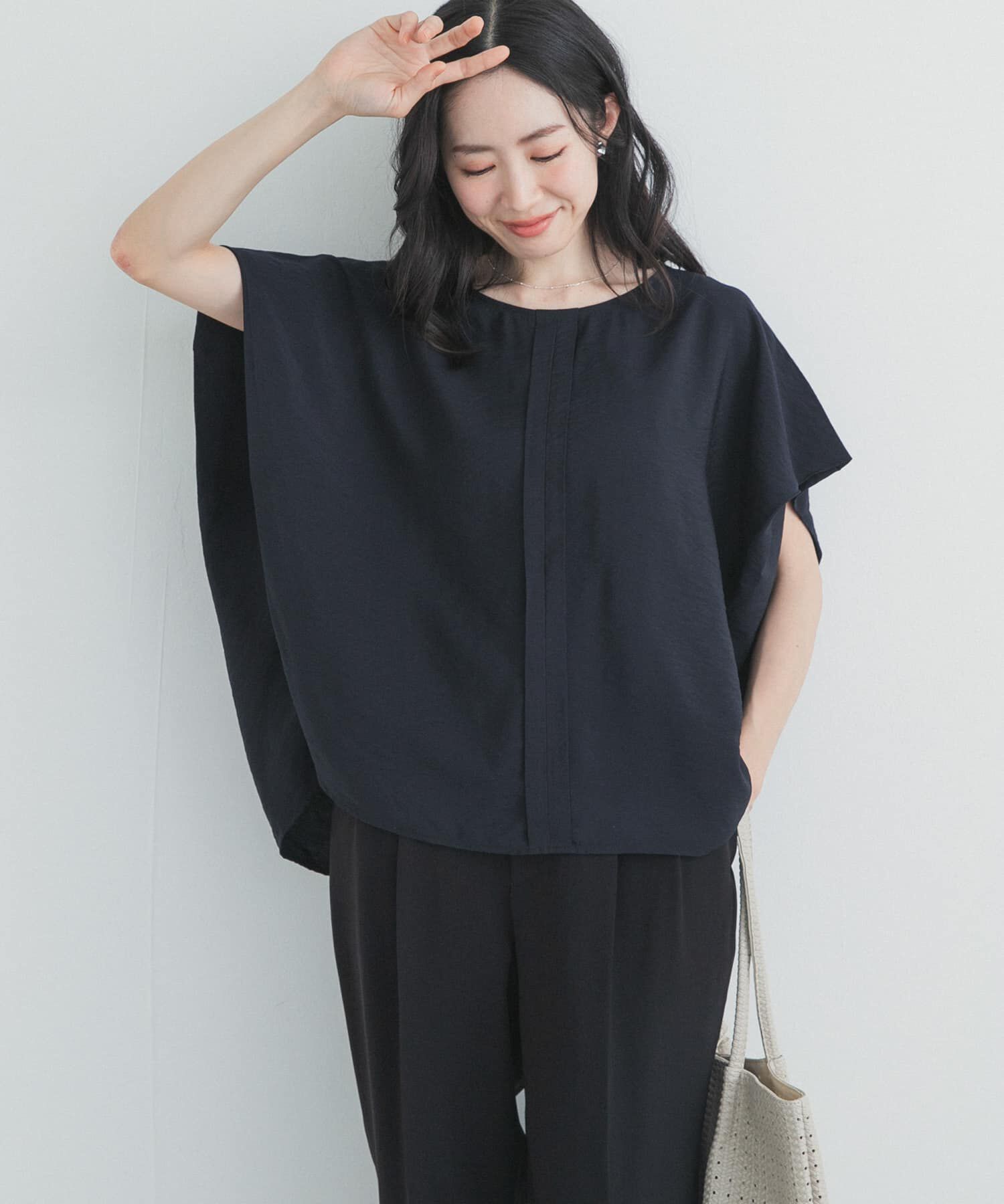URBAN RESEARCH DOORS「センタータックコクーンブラウス」|シャツ・ブラウス|