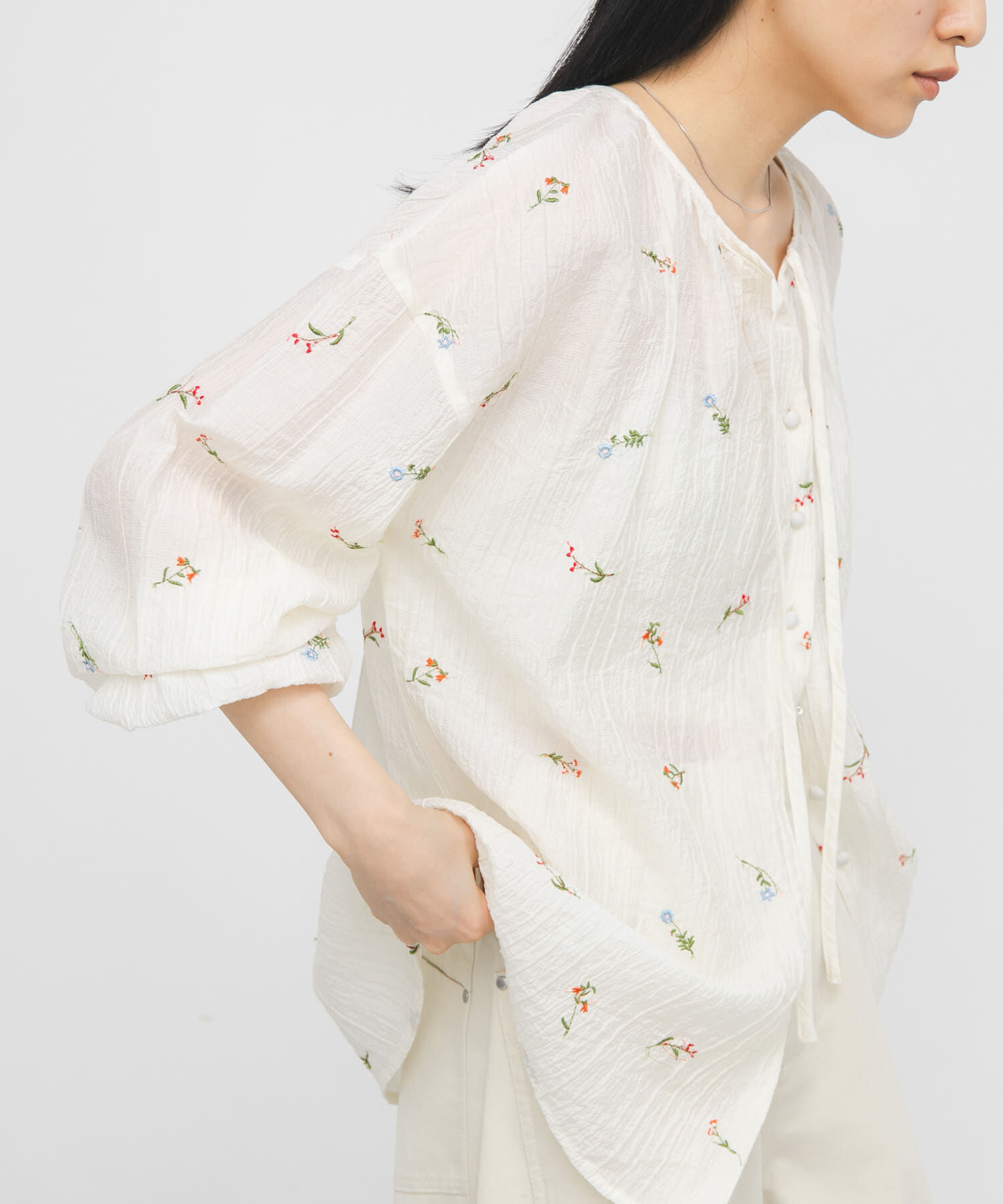 「『STAFF DESIGN PROJECT』2WAY刺繍ブラウス」|シャツ・ブラウス|