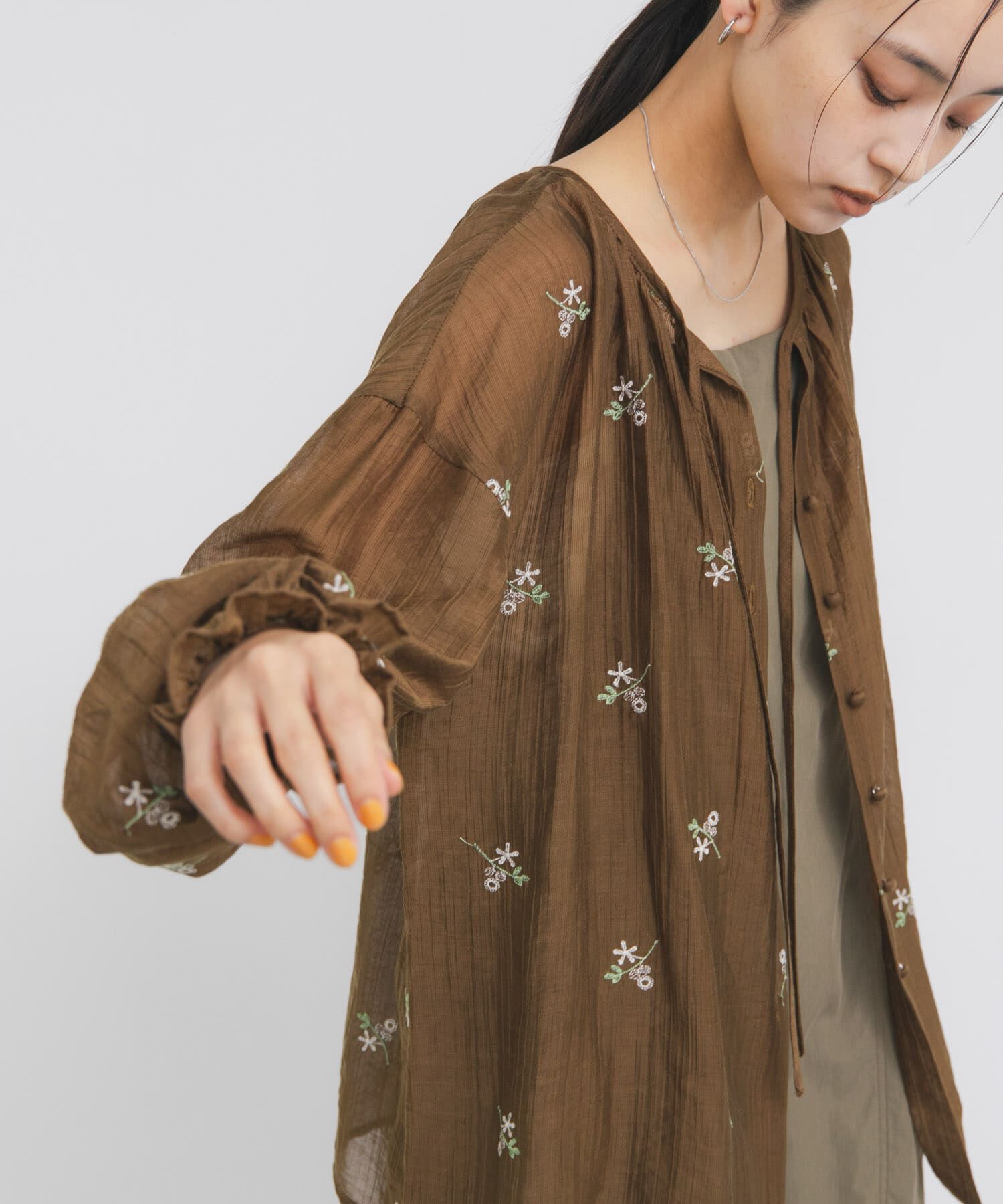  「『STAFF DESIGN PROJECT』2WAY刺繍ブラウス」|シャツ・ブラウス|