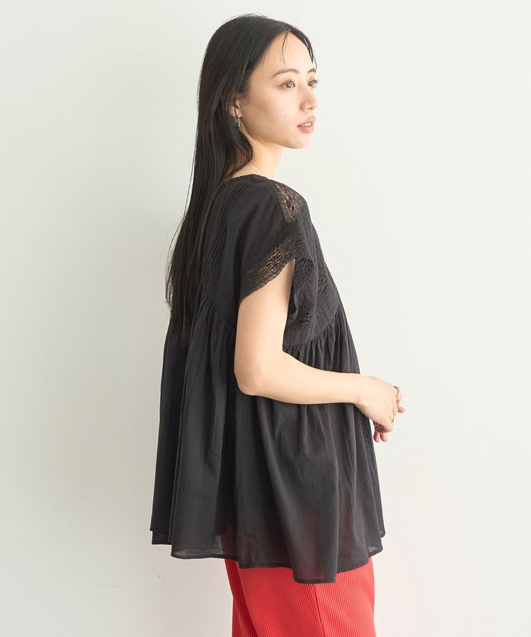 earth music&ecology「【WEB・一部店舗限定】レース&ピンタックフレンチブラウス」|シャツ・ブラウス|