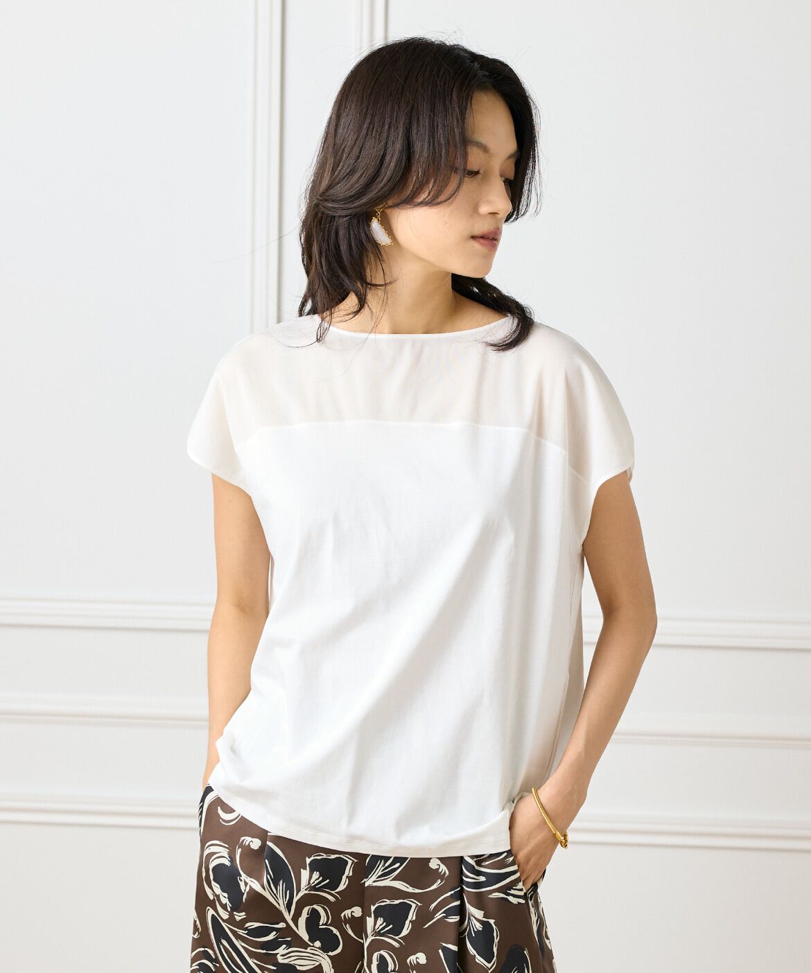 INED「《大きいサイズ》シースルードッキングプルオーバー」|Tシャツ・カットソー|オフホワイト1