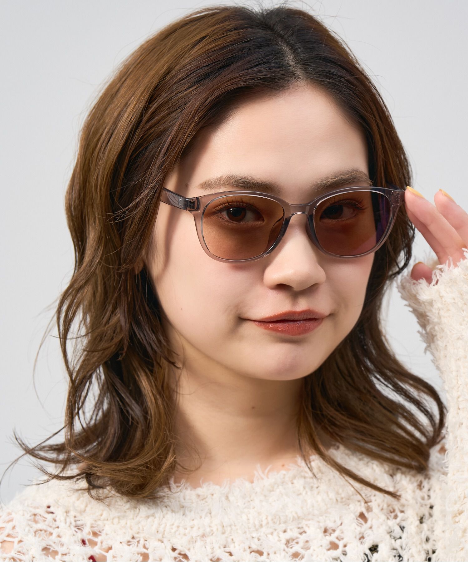 WEB限定】ウェリントン型 調光 サングラス レンズの色が変わる