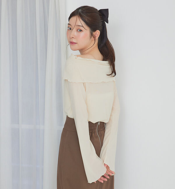 SELFIST「【シーンで選べる2WAY】フリルオフショルシアーカットソー」|Tシャツ・カットソー|
