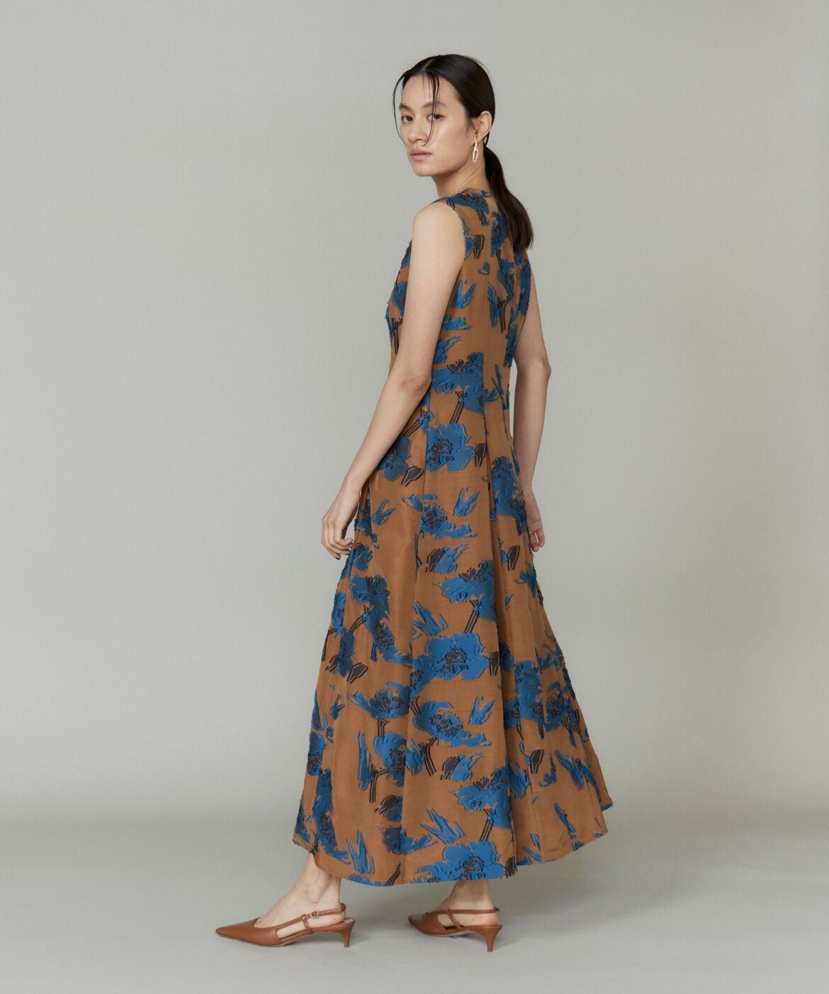 la veille by SUPERIOR CLOSET「《大きいサイズ》花柄ジャガードワンピース」|ワンピース|