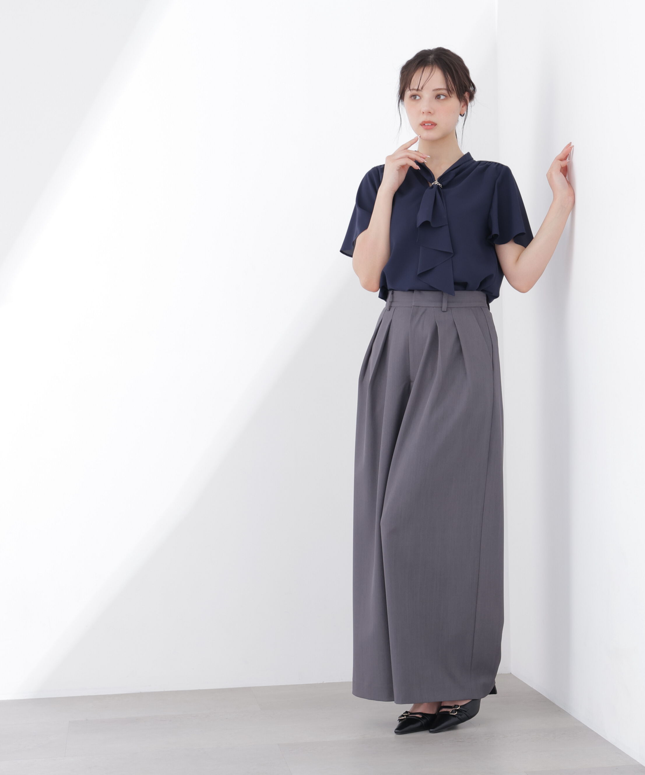 PROPORTION BODY DRESSING「チェーン付きフリルタイブラウス」|シャツ・ブラウス|