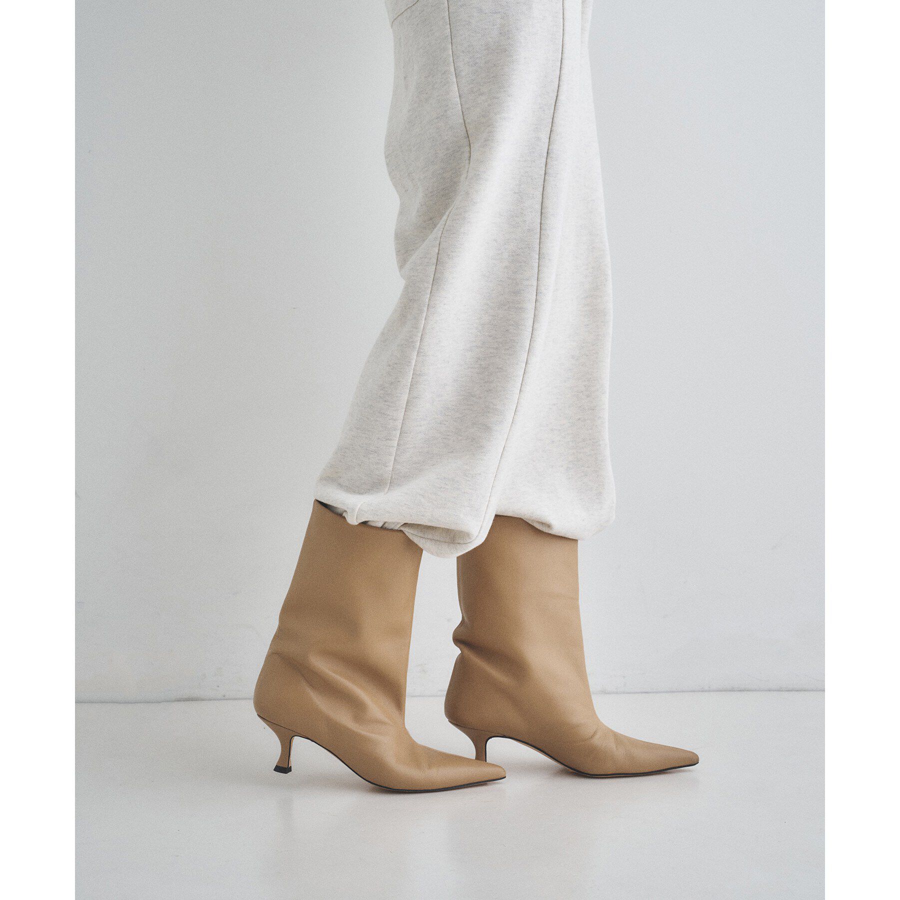 CODE A「PELLICO SUNNY｜POINTED BOOTS」|ショートブーツ|