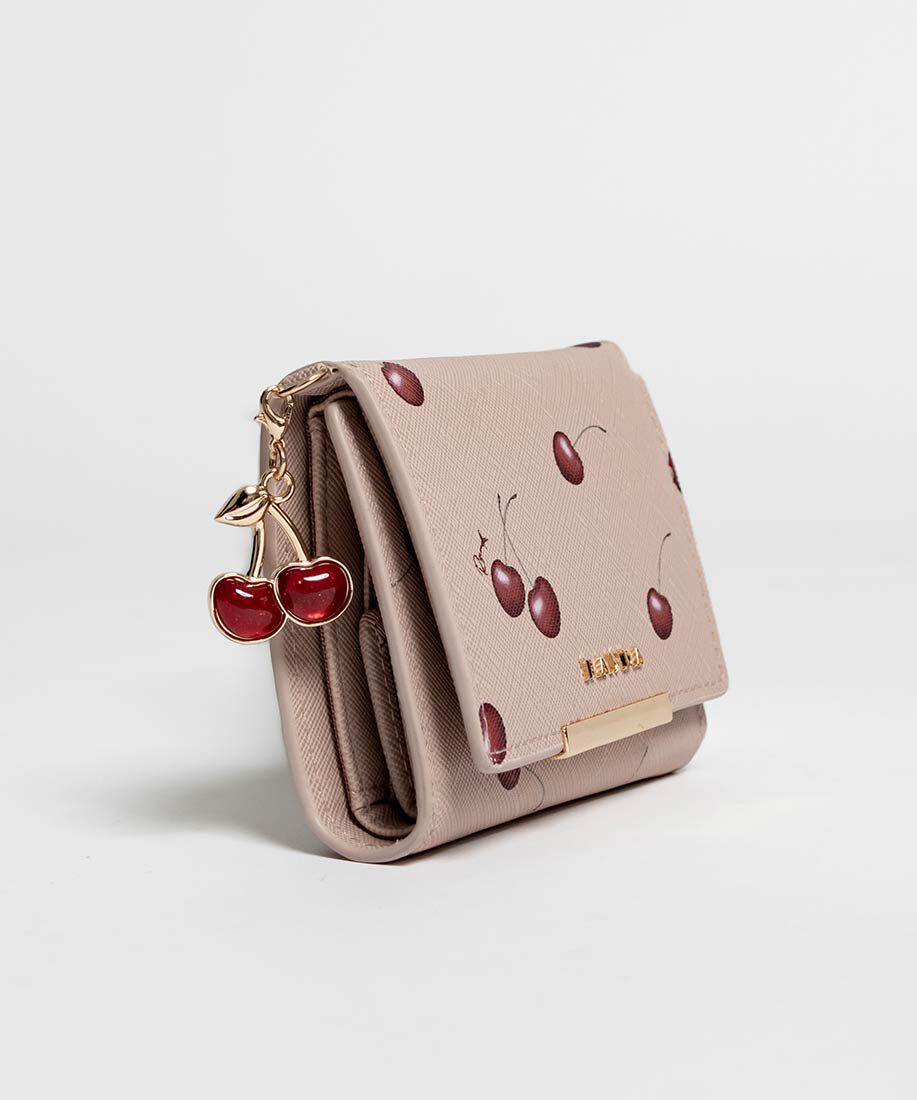  「【Cherry＆Strawberry】チャーム付き三つ折りウォレット」|財布|