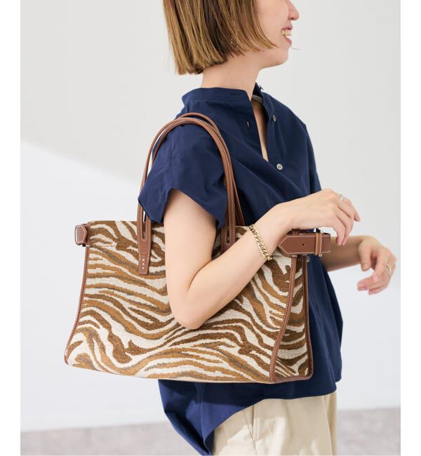 FRAMeWORK「AVACATIONアヴァケーション BATH ZEBRA/A」|トートバッグ|