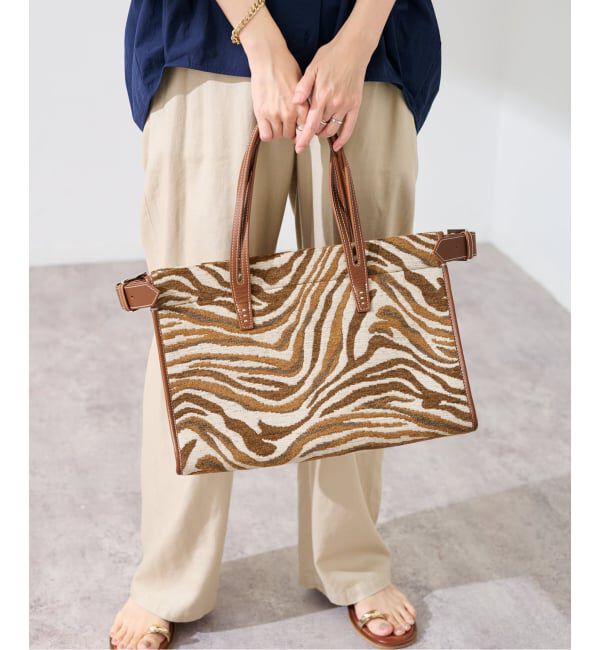 FRAMeWORK「AVACATIONアヴァケーション BATH ZEBRA/A」|トートバッグ|