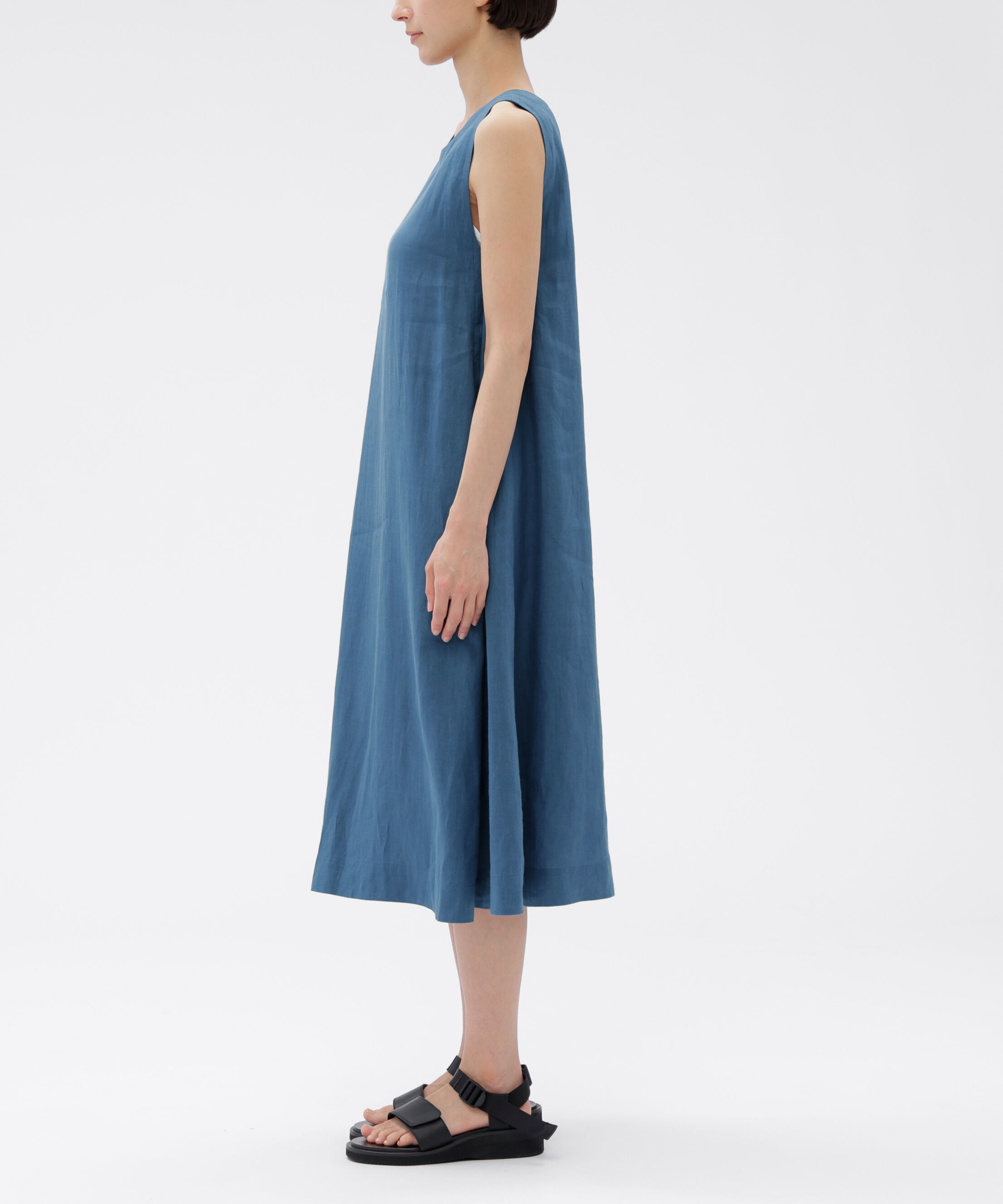  「LIGHTWEIGHT LINEN DRESS」|ワンピース|