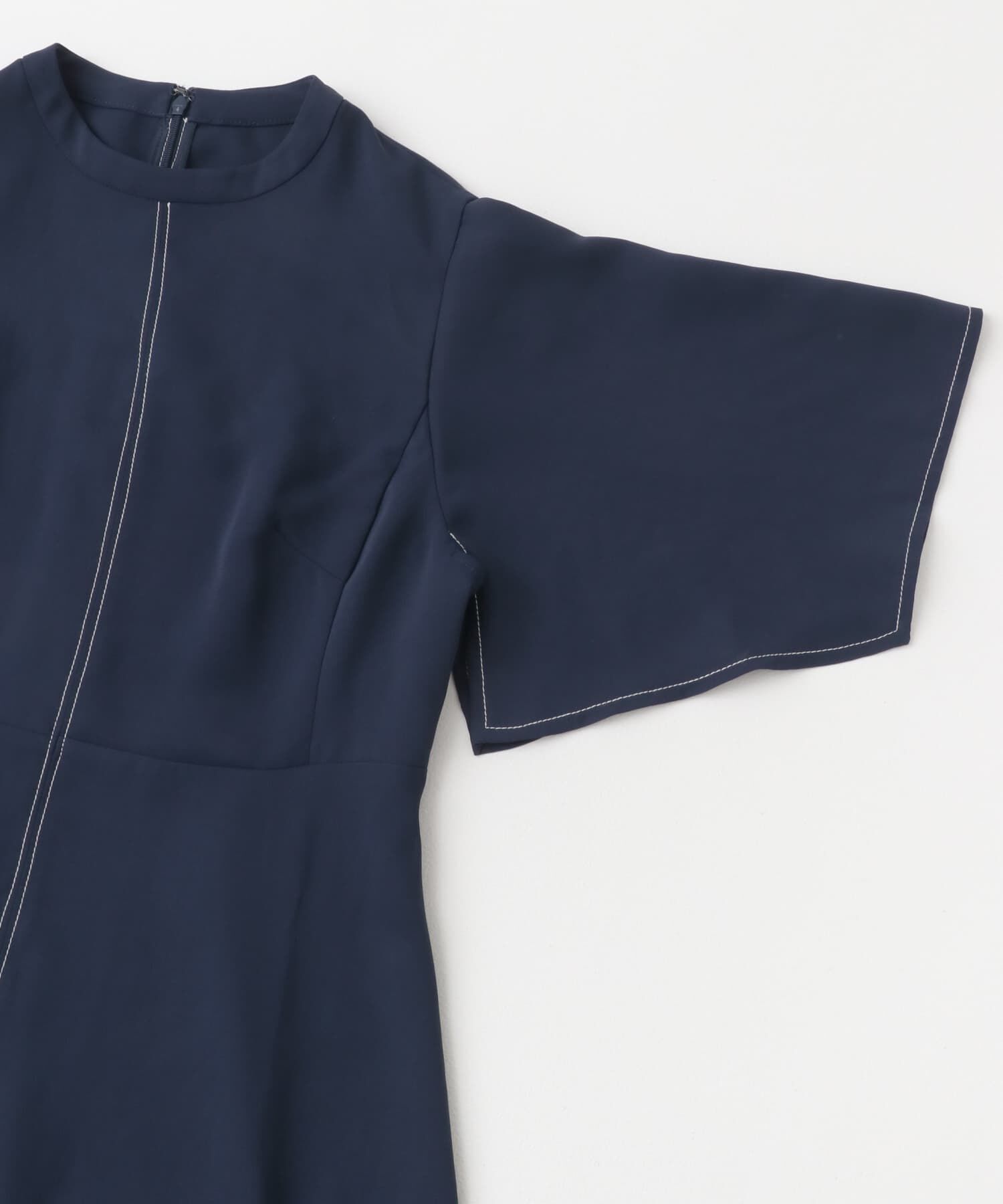 URBAN RESEARCH ROSSO「フレアスリーブステッチデザインワンピース」|ワンピース|