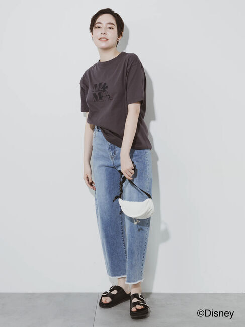 Te chichi「【Disney】ミッキー/ワンカラー刺繍Tシャツ」|Tシャツ・カットソー|