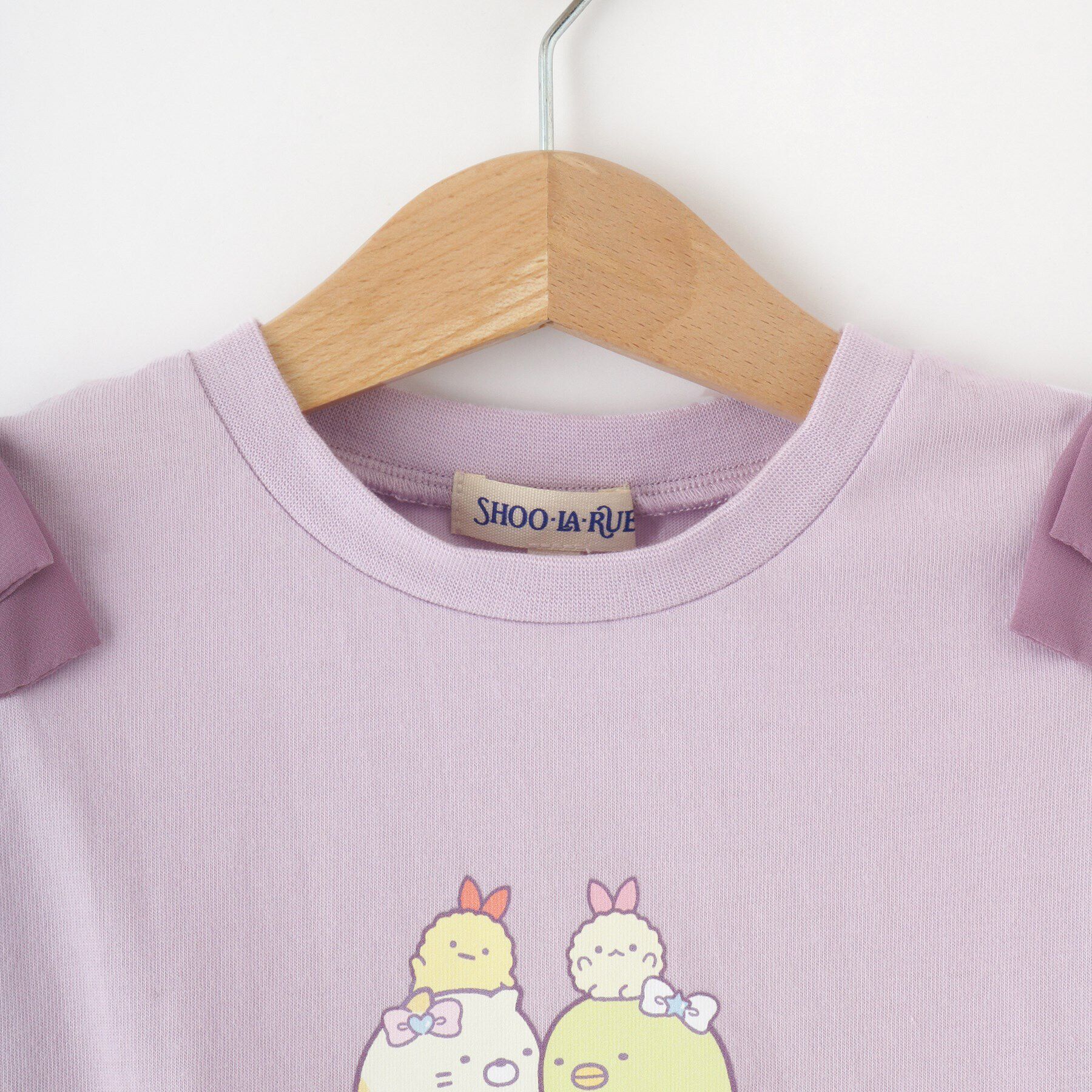 SHOO･LA･RUE「【すみっコぐらし】肩あき立体リボンTシャツ」|Tシャツ・カットソー|