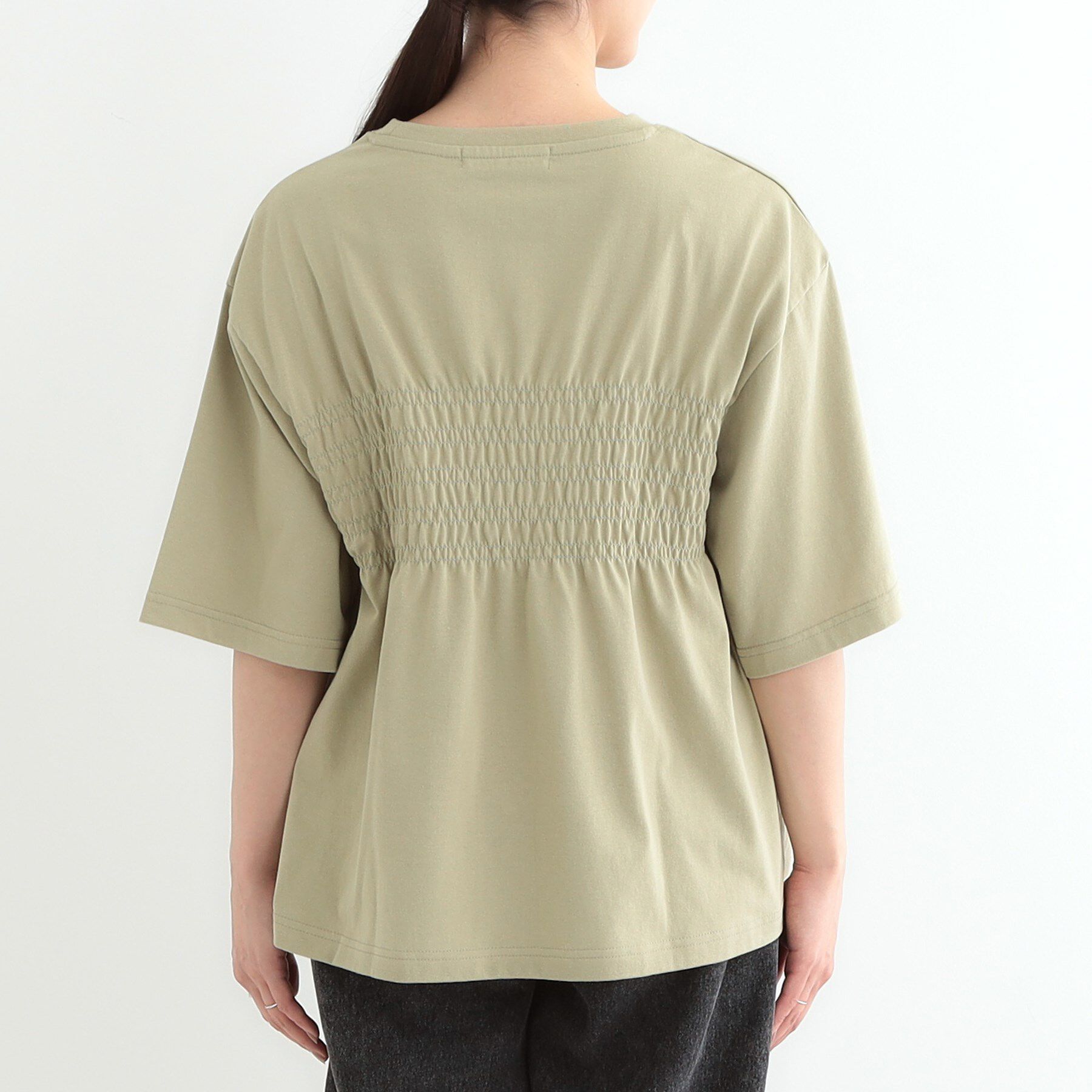 SHOO･LA･RUE「胸シャーリング ロゴTシャツ」|Tシャツ・カットソー|