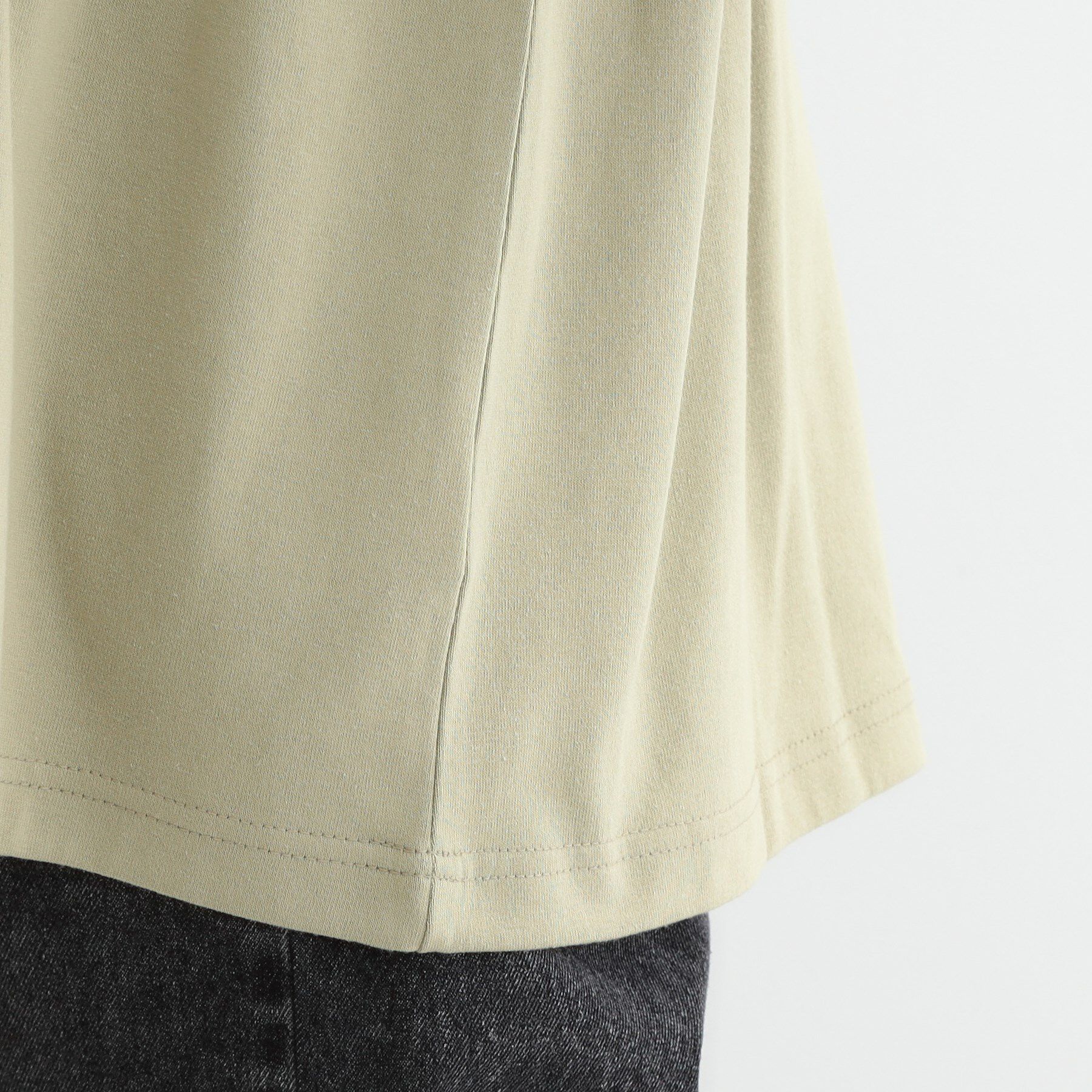 SHOO･LA･RUE「胸シャーリング ロゴTシャツ」|Tシャツ・カットソー|