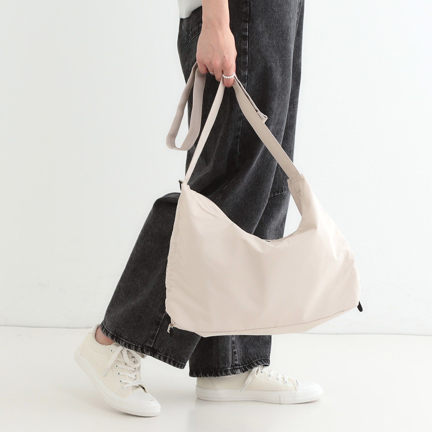 SHOO･LA･RUE「【撥水】たっぷり入る サイドドロスト ショルダーバッグ」|ショルダー・メッセンジャー|