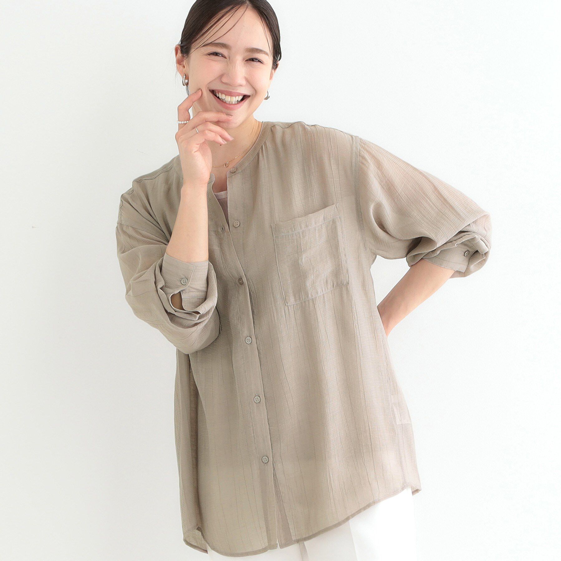 SHOO･LA･RUE「【高レビュー】大人のシアー感 バンドカラーシャツ」|シャツ・ブラウス|グレージュ(050)