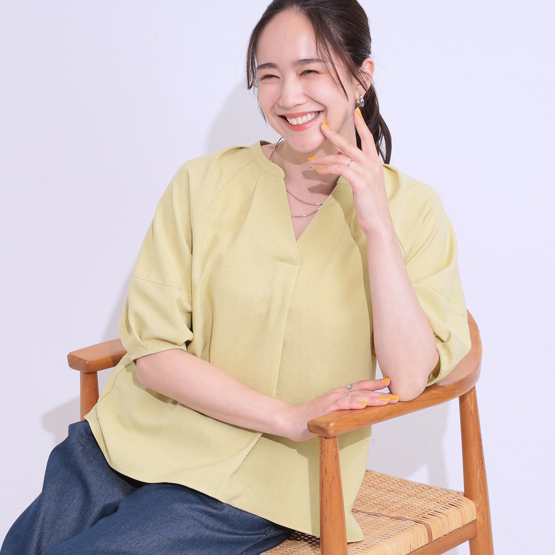 SHOO･LA･RUE「【洗える/S-LL】洗濯後しわになりにくい 5分袖スキッパーブラウス」|シャツ・ブラウス|イエロー(031)