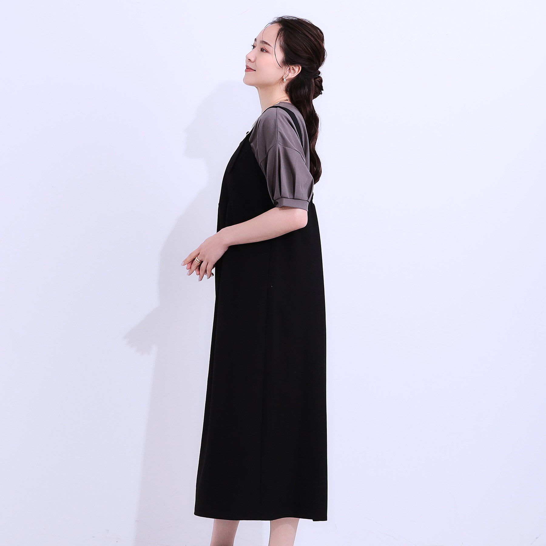 SHOO･LA･RUE「【S-LL/肩紐調整可能】Iラインシルエットですっきりと タック切替ジャンドレ」|ワンピース|