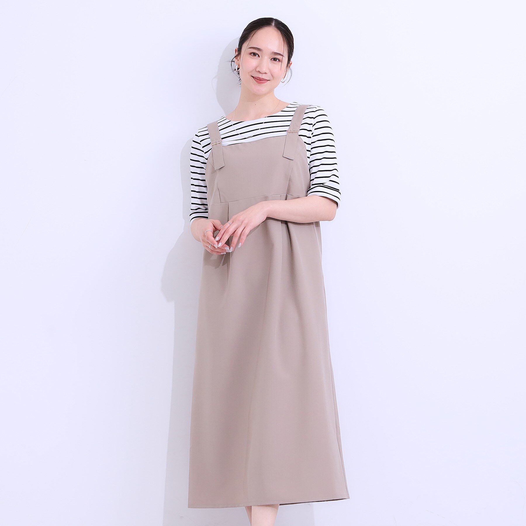 SHOO･LA･RUE「【S-LL/肩紐調整可能】Iラインシルエットですっきりと タック切替ジャンドレ」|ワンピース|