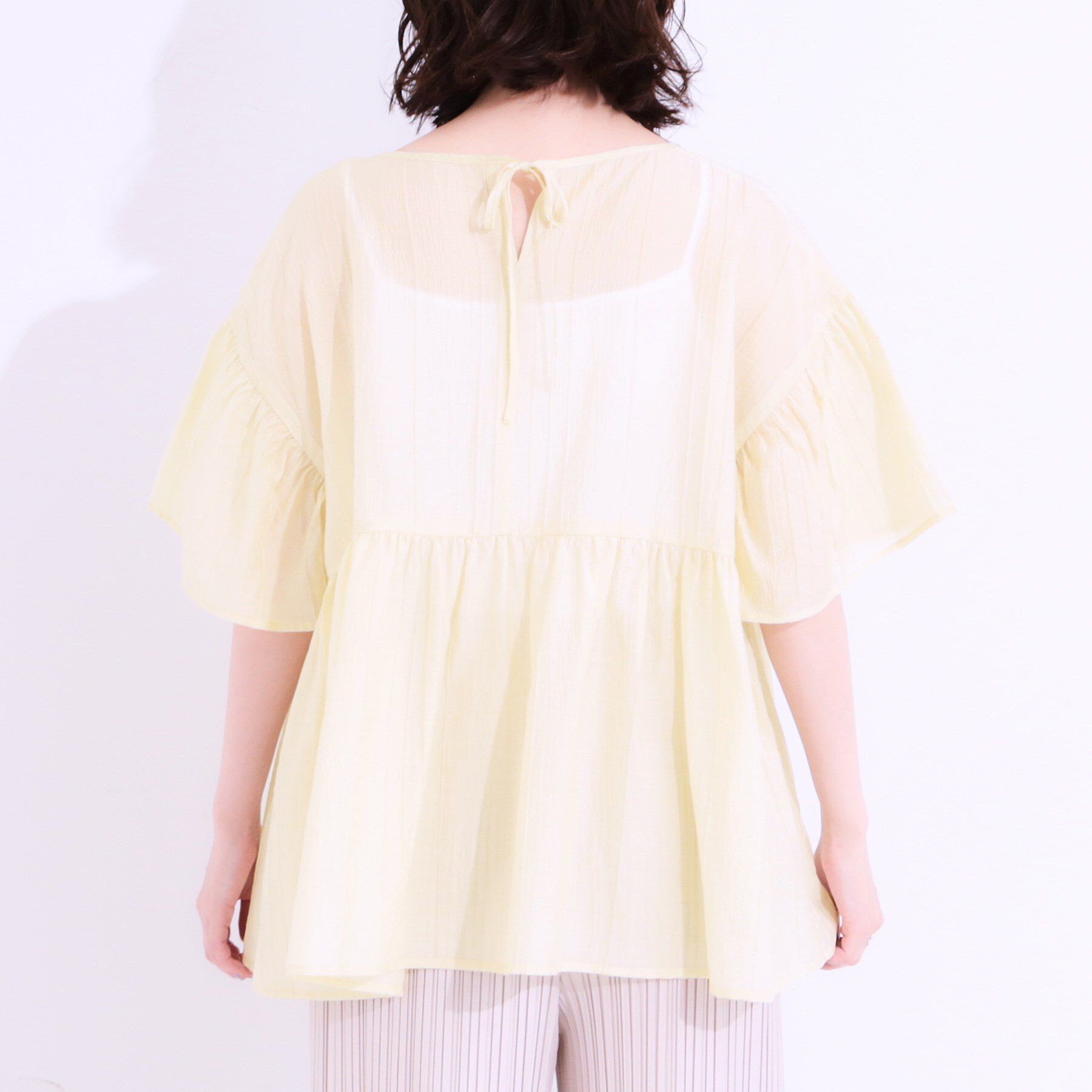 SHOO･LA･RUE「【S-LL】ふわっと揺れる ペプラムデザインブラウス」|シャツ・ブラウス|