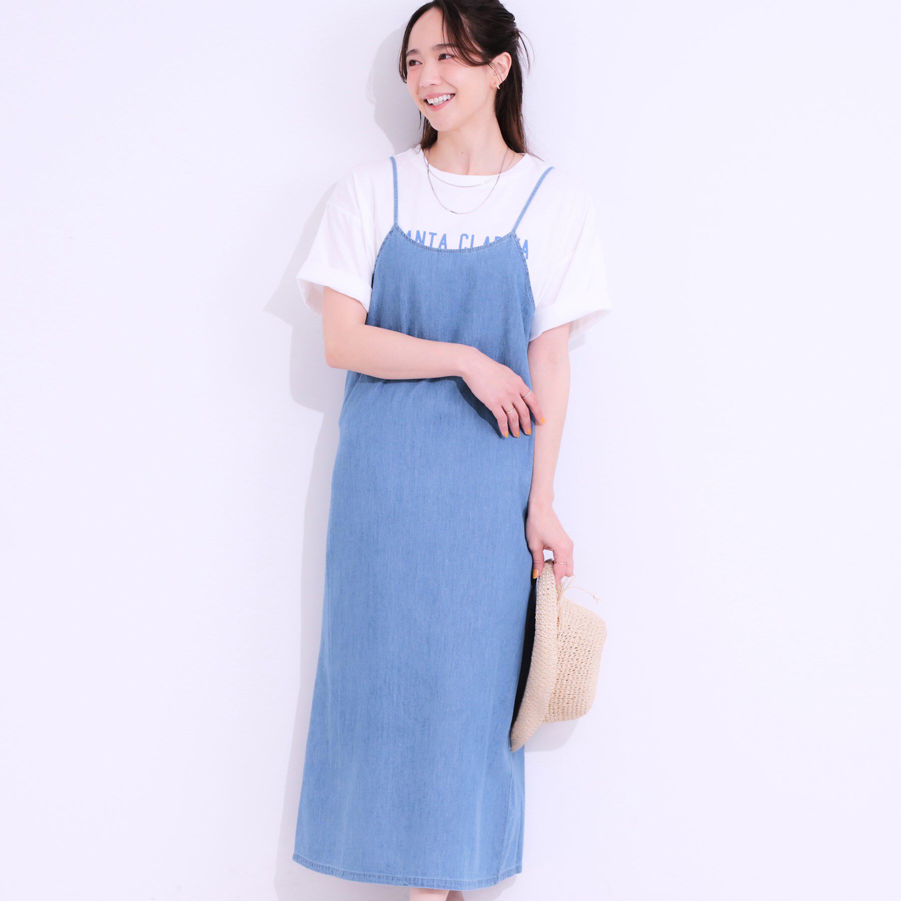 SHOO･LA･RUE「【S-LL】女性らしさ漂う ライトデニム Aラインキャミワンピース」|ワンピース|ブルー(091)