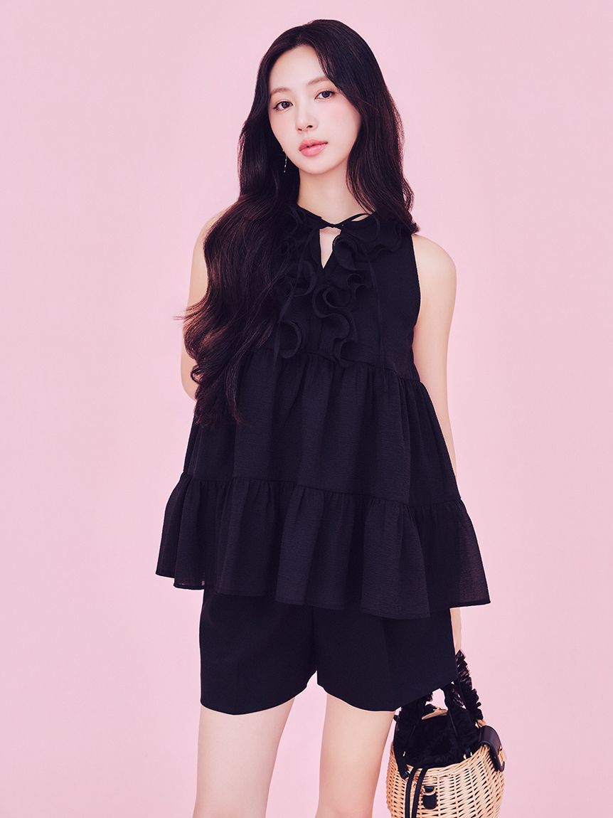 CELFORD「【WEB限定カラー】ラッフルフリルネックブラウス」|シャツ・ブラウス|BLK