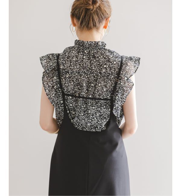NOBLE「《WEB&一部店舗限定・追加》【洗える】シャーリングフリルノースリブラウス」|シャツ・ブラウス|