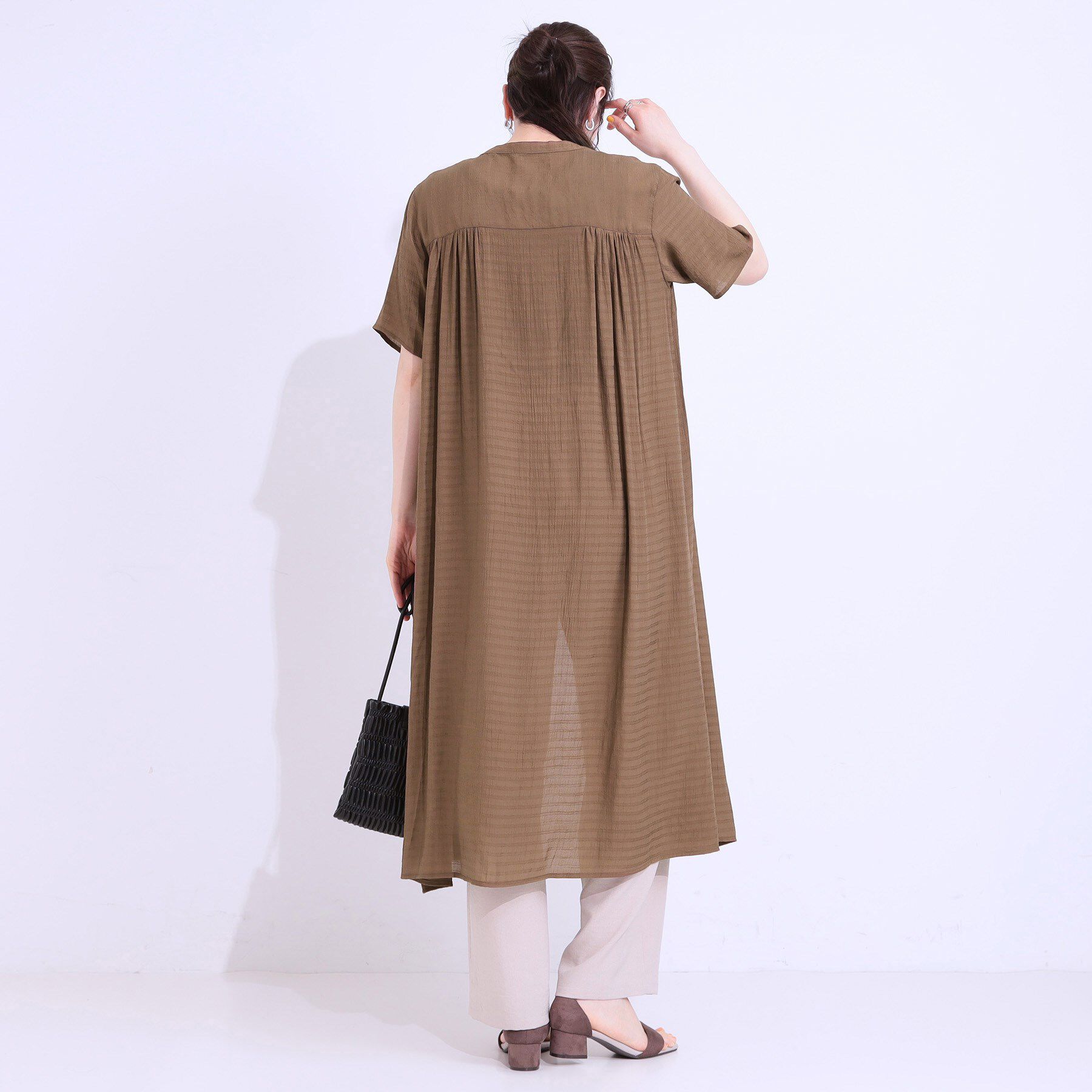 SHOO･LA･RUE「さらさら ドビーギャザー シャツワンピース」|ワンピース|