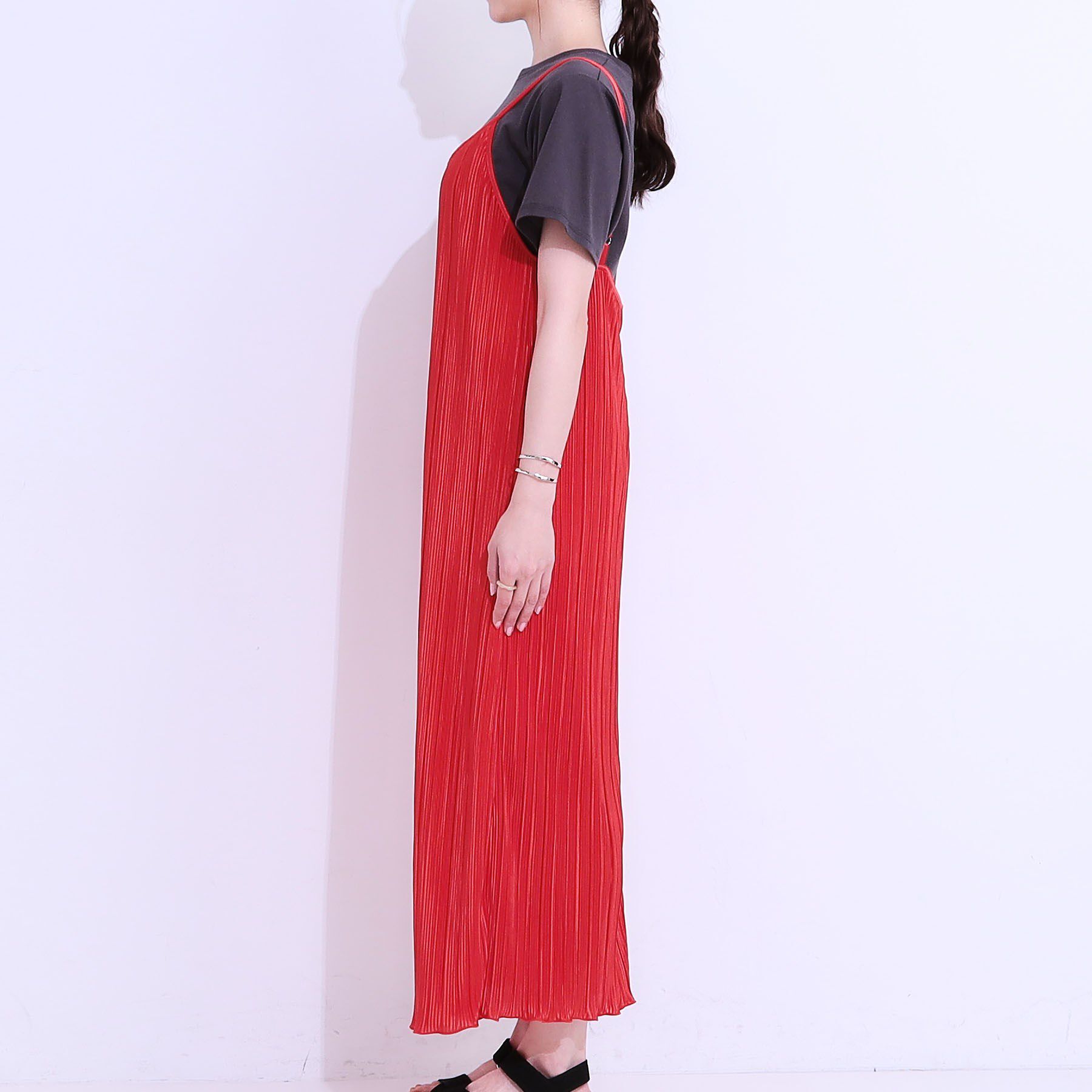 SHOO･LA･RUE「【S-LL】大人の楽ちんスタイルに プリーツキャミワンピース」|ワンピース|