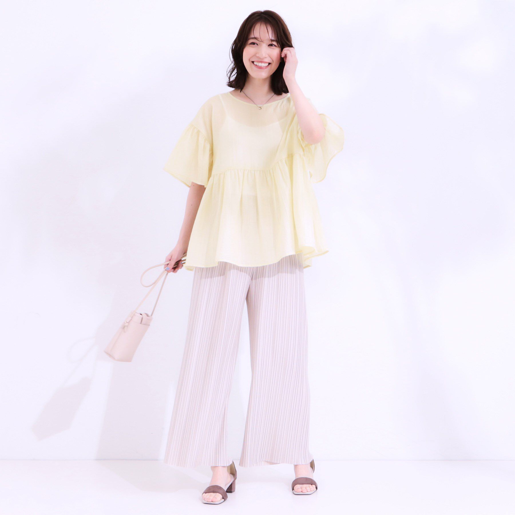 SHOO･LA･RUE「【S-LL】ふわっと揺れる ペプラムデザインブラウス」|シャツ・ブラウス|