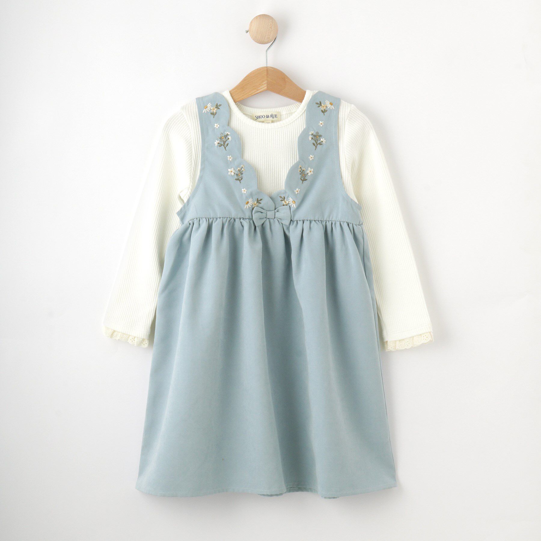 SHOO･LA･RUE「【洗える/100-120cm】着るだけでコーデが決まる スカラップ花刺繍ワンピース」|ワンピース|サックスブルー(09