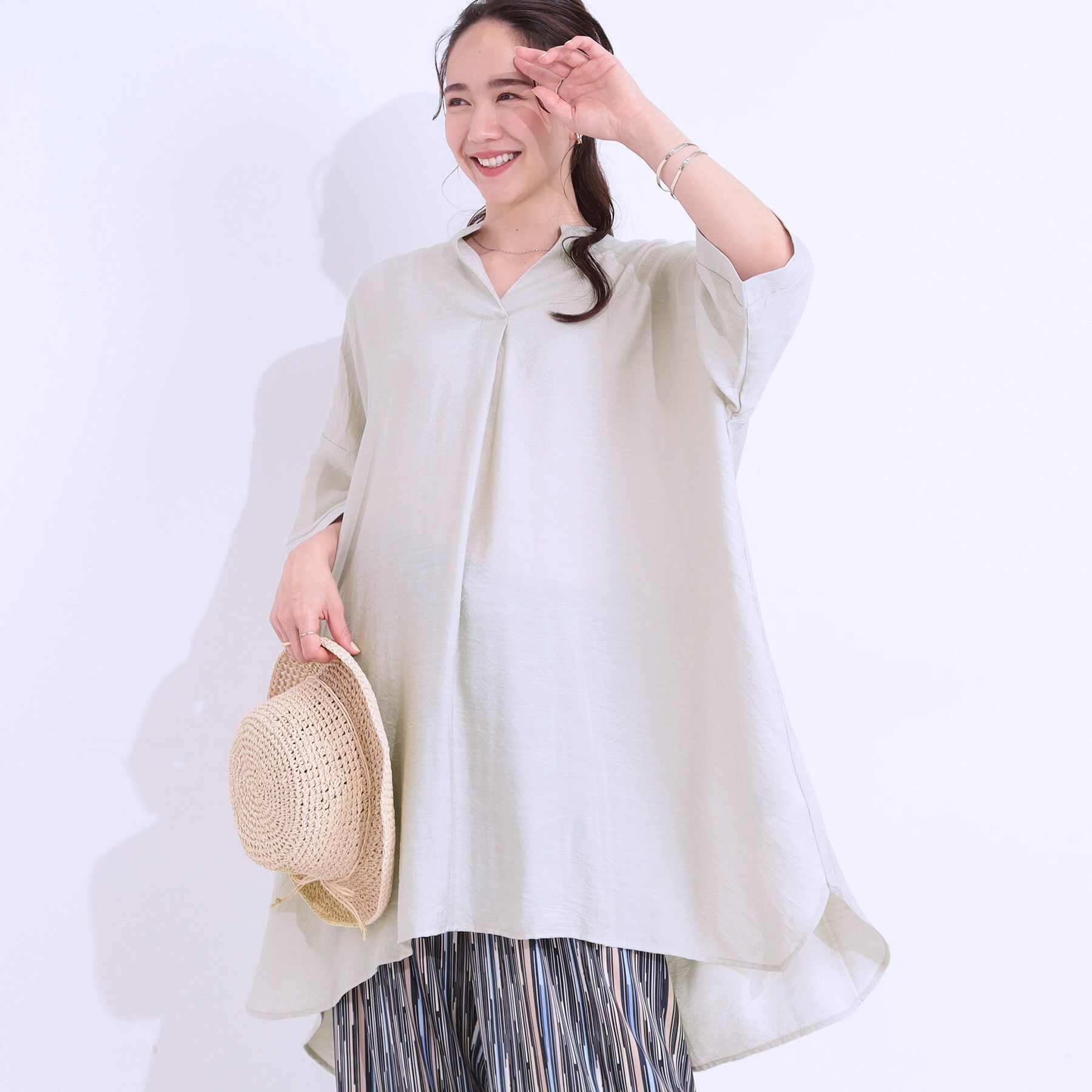 SHOO･LA･RUE「【洗える/S-LL/ひんやり】ゆったりチュニックワンピース」|チュニック|グレージュ(050)