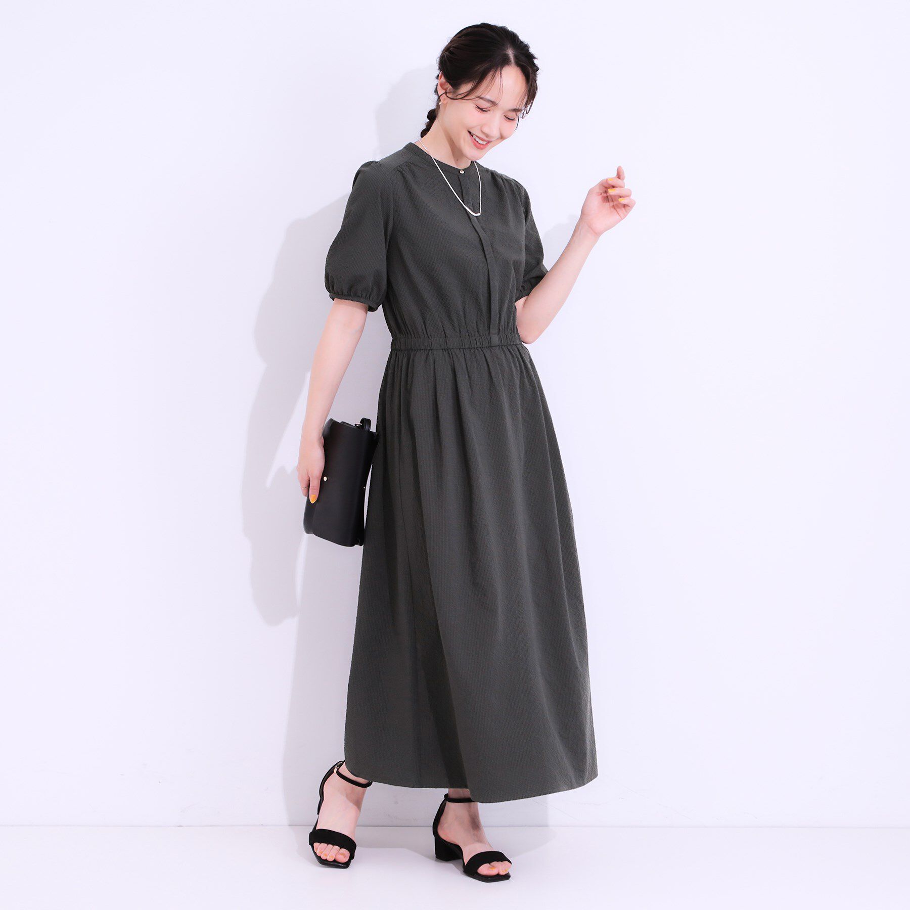 SHOO･LA･RUE「【洗える/S-LL/ひんやり/UV】女性らしさ漂う サッカーワンピース」|ワンピース|