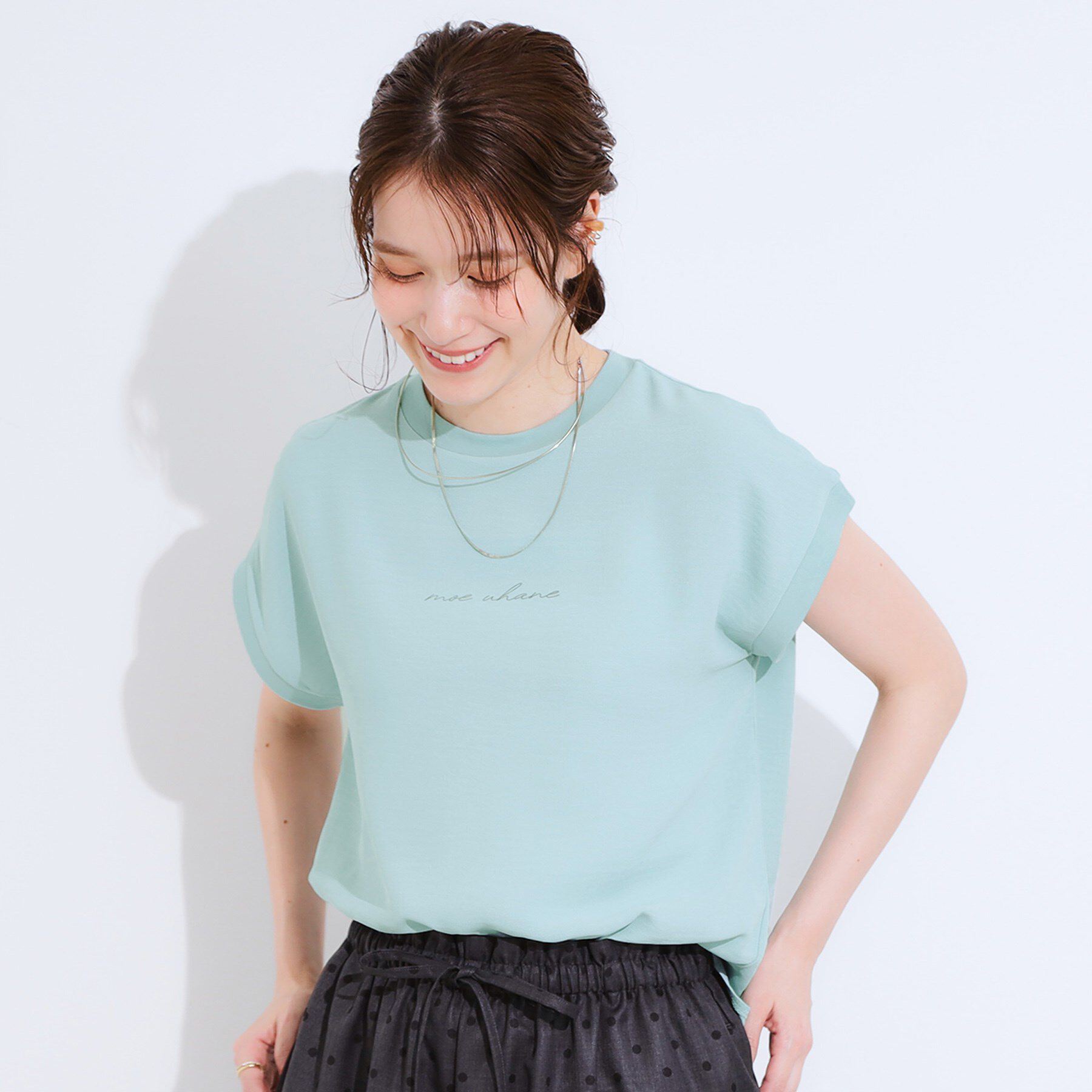SHOO･LA･RUE「【S-LL/ひんやり/洗濯後しわになりにくい】程よいシアー感 ロゴTシャツブラウス」|シャツ・ブラウス|