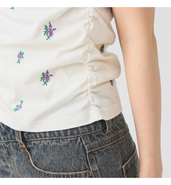 Ray BEAMS 「フラワー 刺繍 シャーリング Tシャツ　　26SS 花柄 洗える コンパクトTシャツ 」|Tシャツ・カットソー|