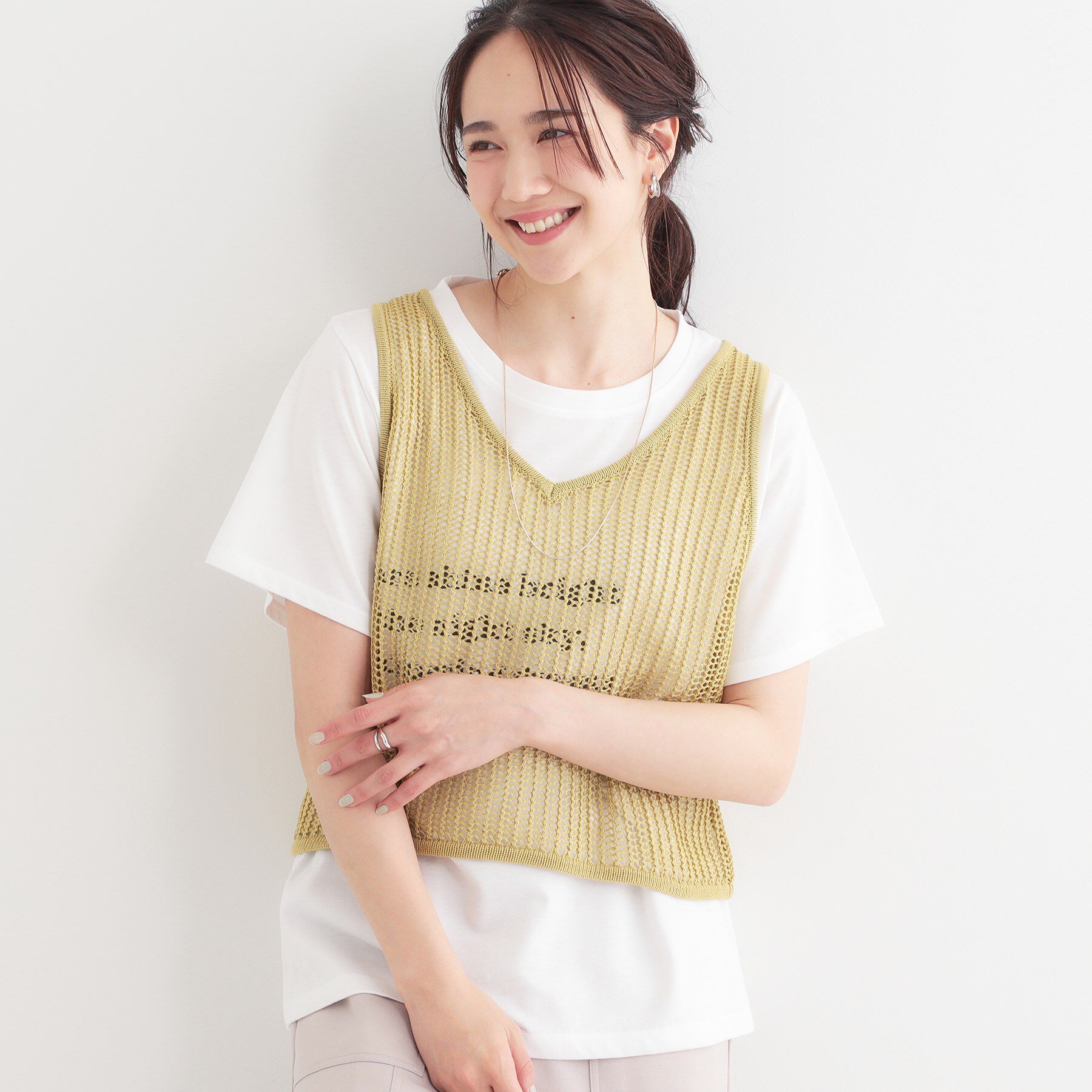 SHOO･LA･RUE「【2点セット】メッシュニットベスト&times;ロゴTシャツセット」|その他|ライトイエロー(03
