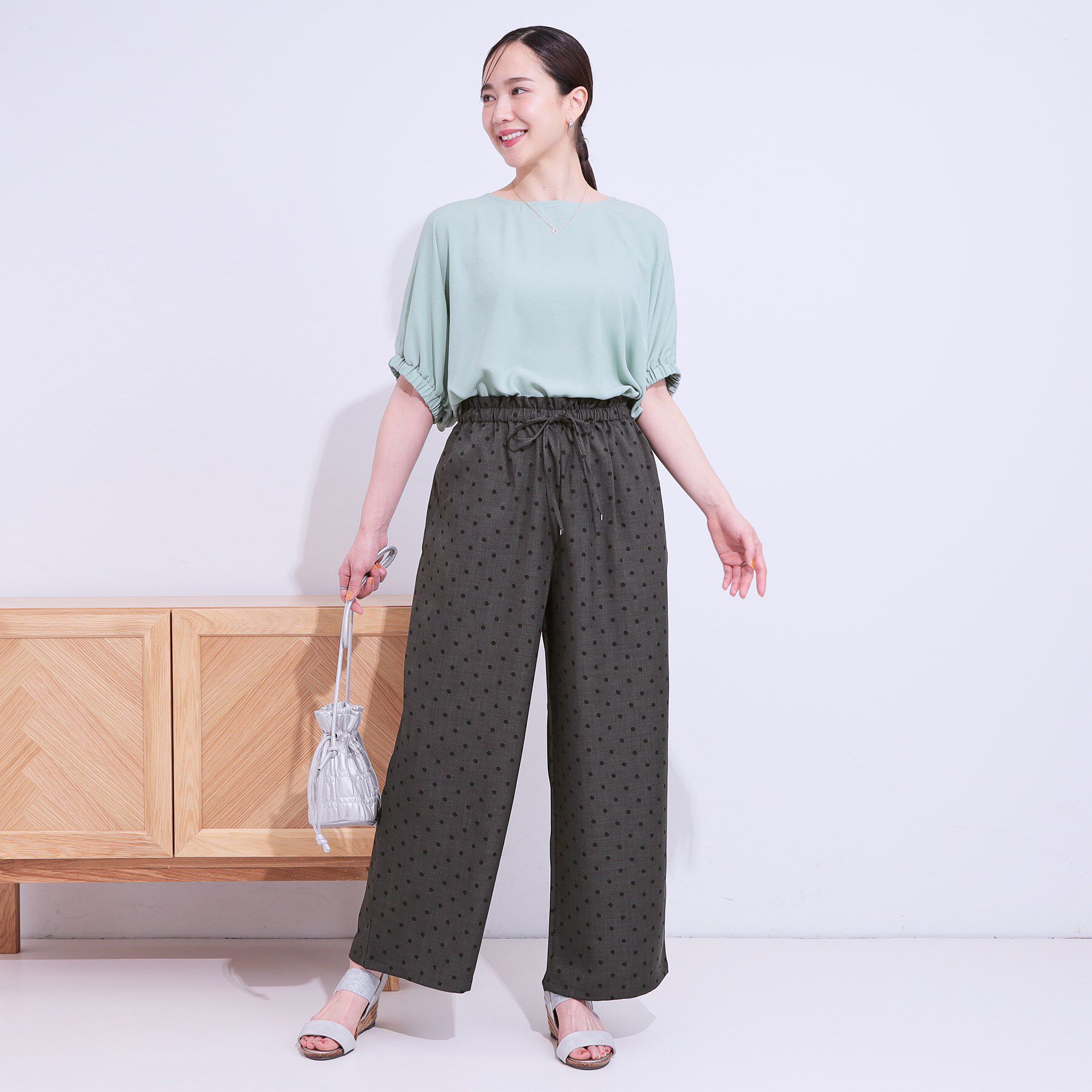 SHOO･LA･RUE「【S-LL】目を惹く柄がアクセント 麻調イージーワイドパンツ」|その他|