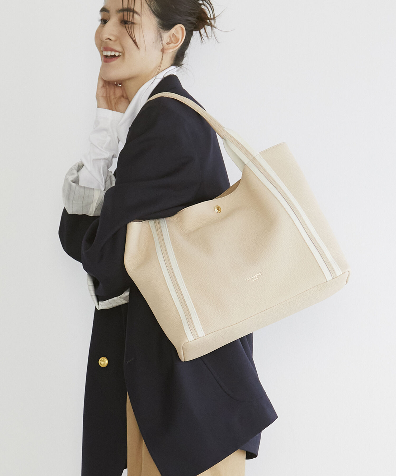 TOPKAPI TREASURE「ソフトシュリンク テープコンビ A4 トート バッグ」|トートバッグ|ペールベージュ