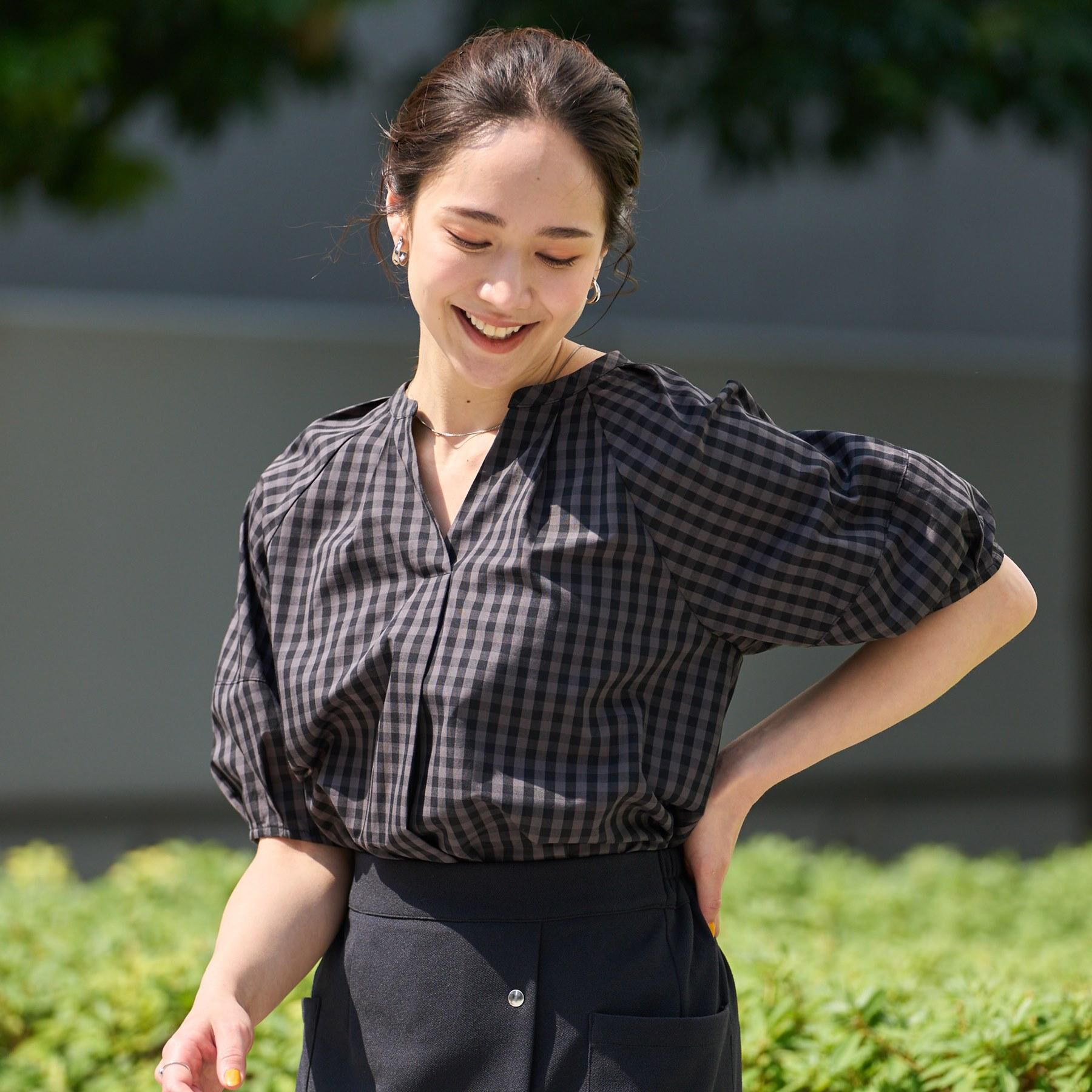 SHOO･LA･RUE「【洗える/S-LL】洗濯後しわになりにくい 5分袖スキッパーブラウス」|シャツ・ブラウス|