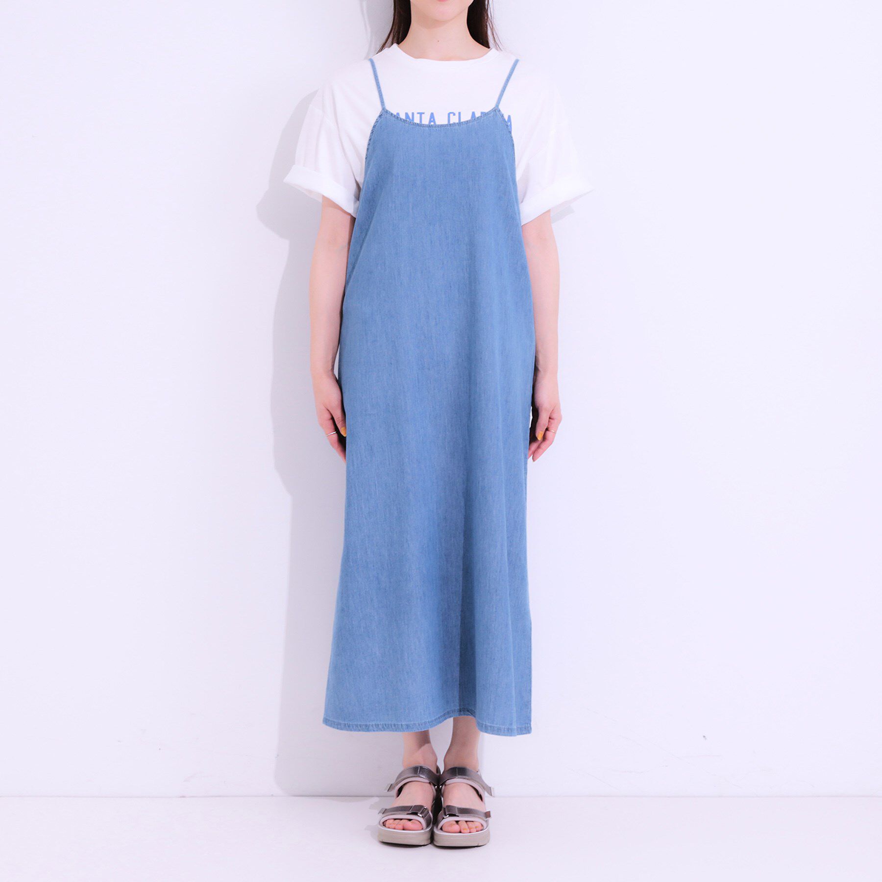 SHOO･LA･RUE「【S-LL】女性らしさ漂う ライトデニム Aラインキャミワンピース」|ワンピース|