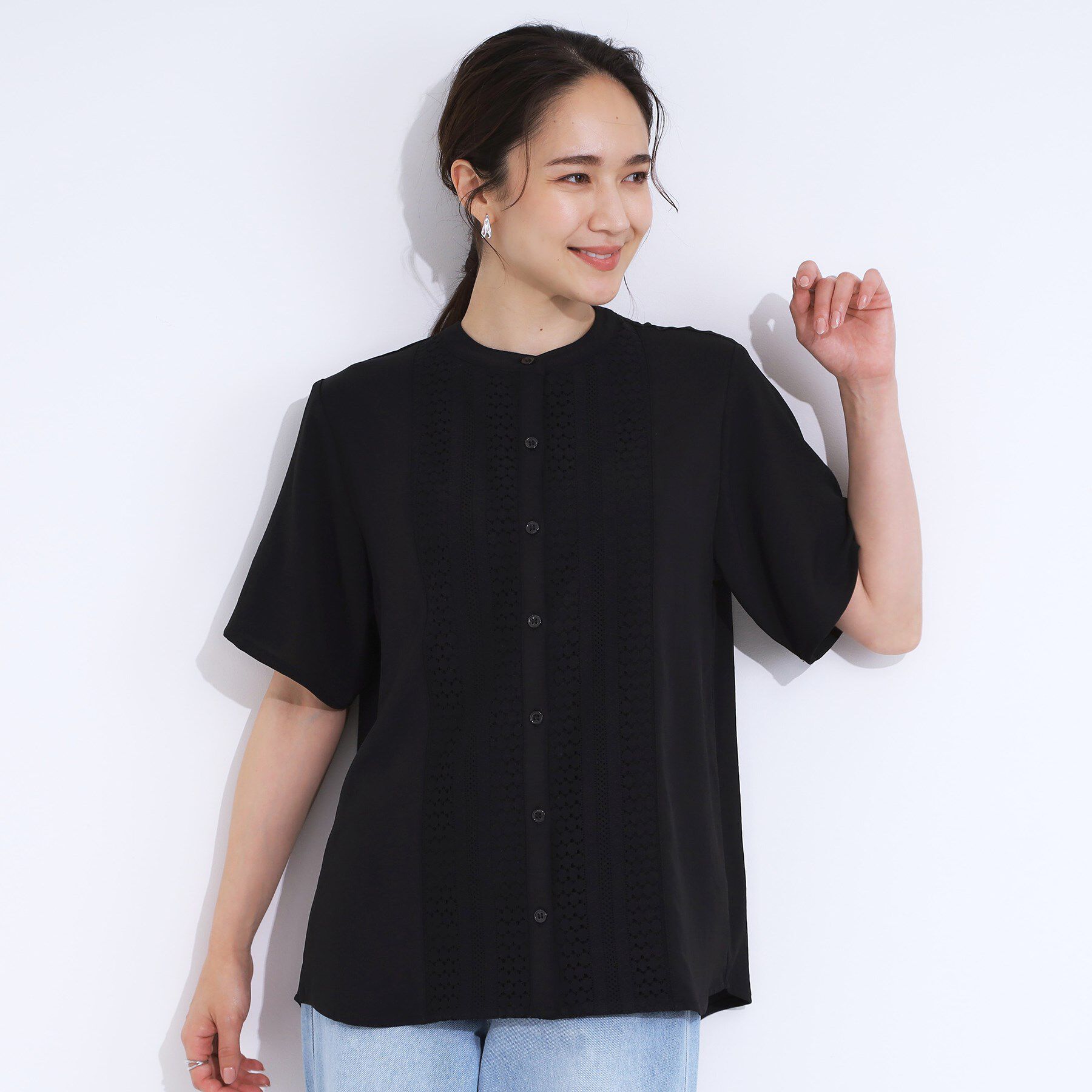 SHOO･LA･RUE「【S-LL】さらりと大人上品 レース切替半袖ブラウス」|シャツ・ブラウス|