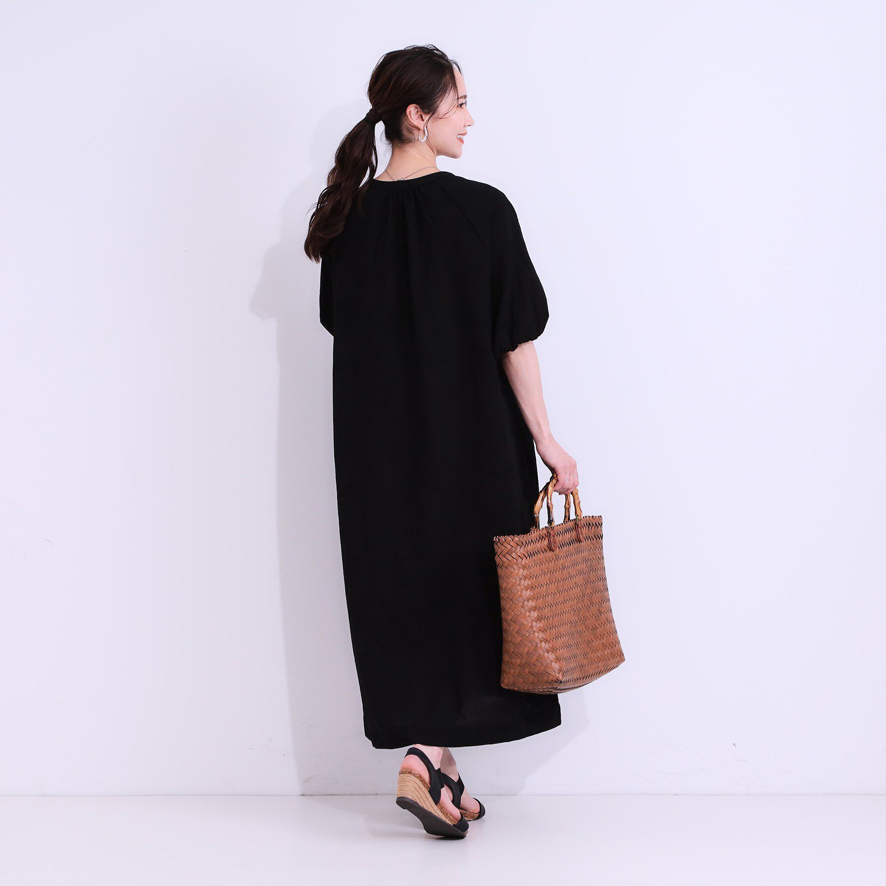 SHOO･LA･RUE「【S-LL/綿100%】上品さ漂う フラワージャカード 5分袖ワンピース」|ワンピース|