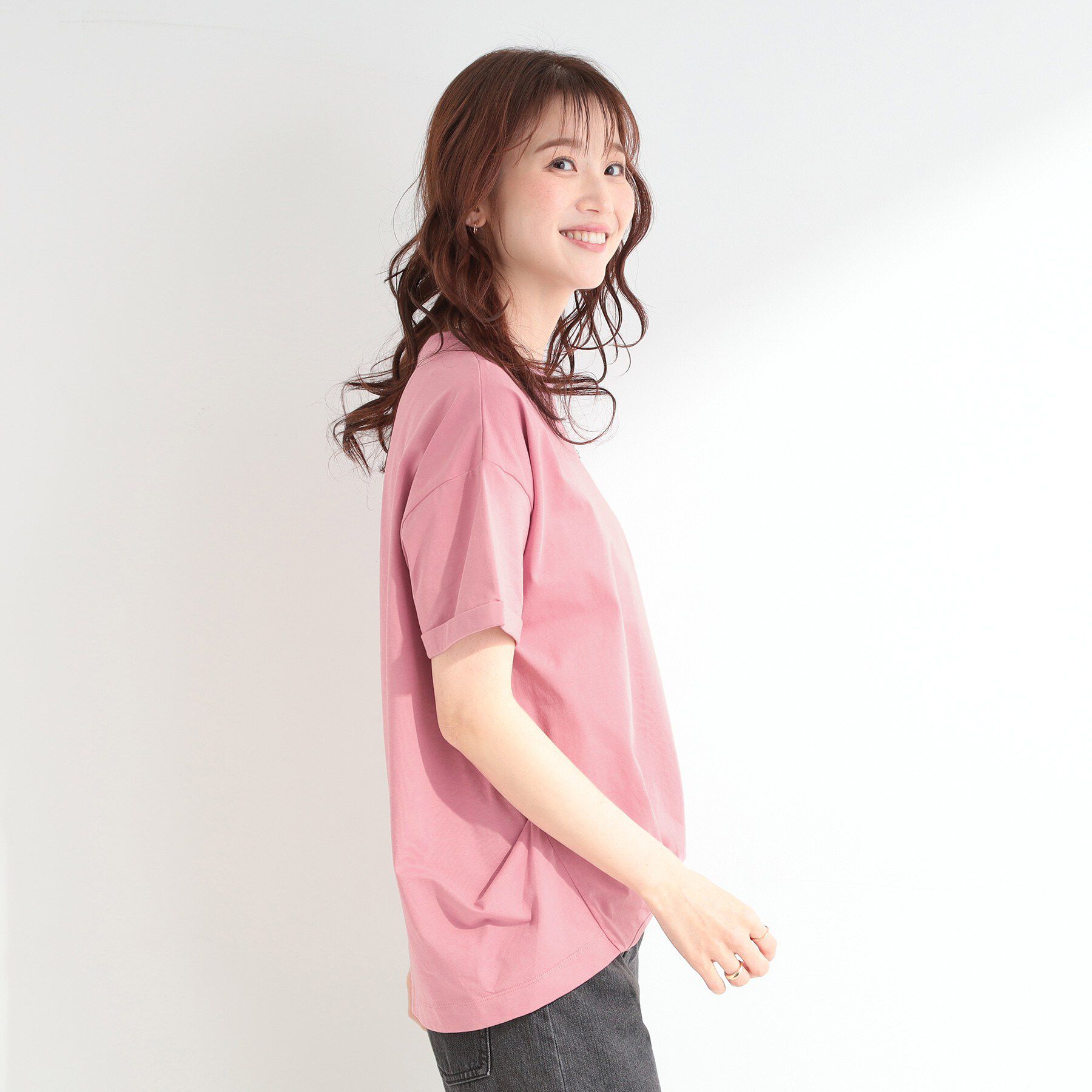 SHOO･LA･RUE「【ひんやり/洗濯機可/S-LL】インしてる風 フロントタックデザインTシャツ」|Tシャツ・カットソー|