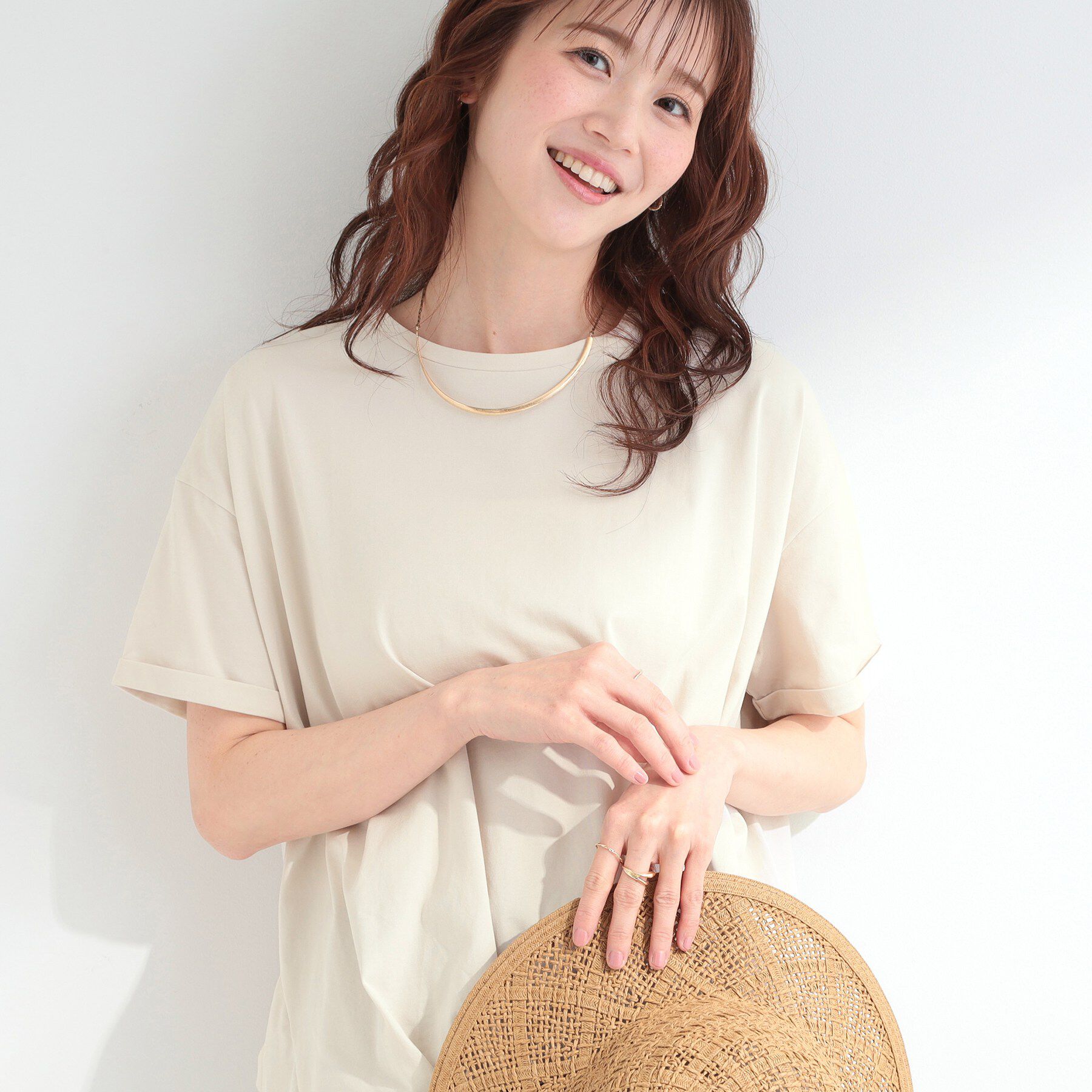 SHOO･LA･RUE「【ひんやり/洗濯機可/S-LL】インしてる風 フロントタックデザインTシャツ」|Tシャツ・カットソー|ライトベージュ(05
