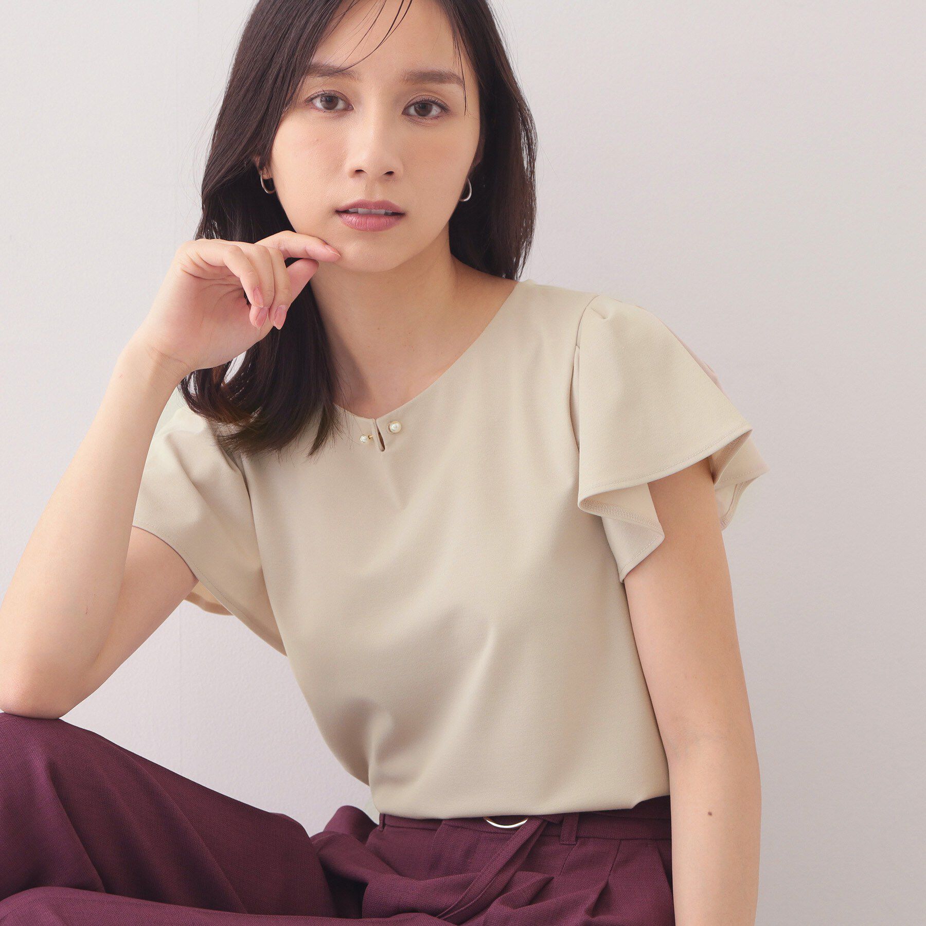 index「【接触冷感】フリルフレンチスリーブトップス【UVケア／洗濯機OK】」|Tシャツ・カットソー|グレージュ(050)