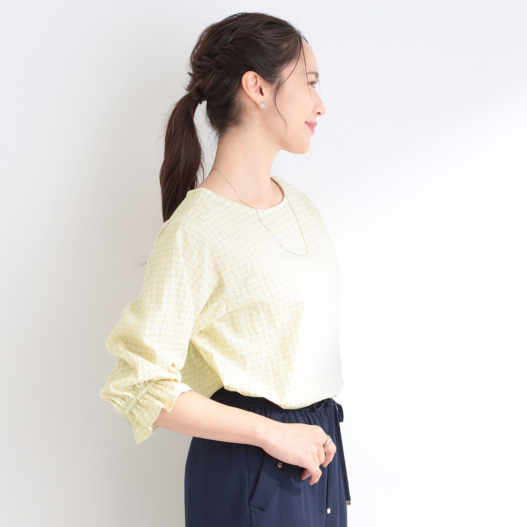 SHOO･LA･RUE「【セットアップ可/洗濯機可】上品チェックが好印象 ゆるさらサッカーブラウス」|シャツ・ブラウス|