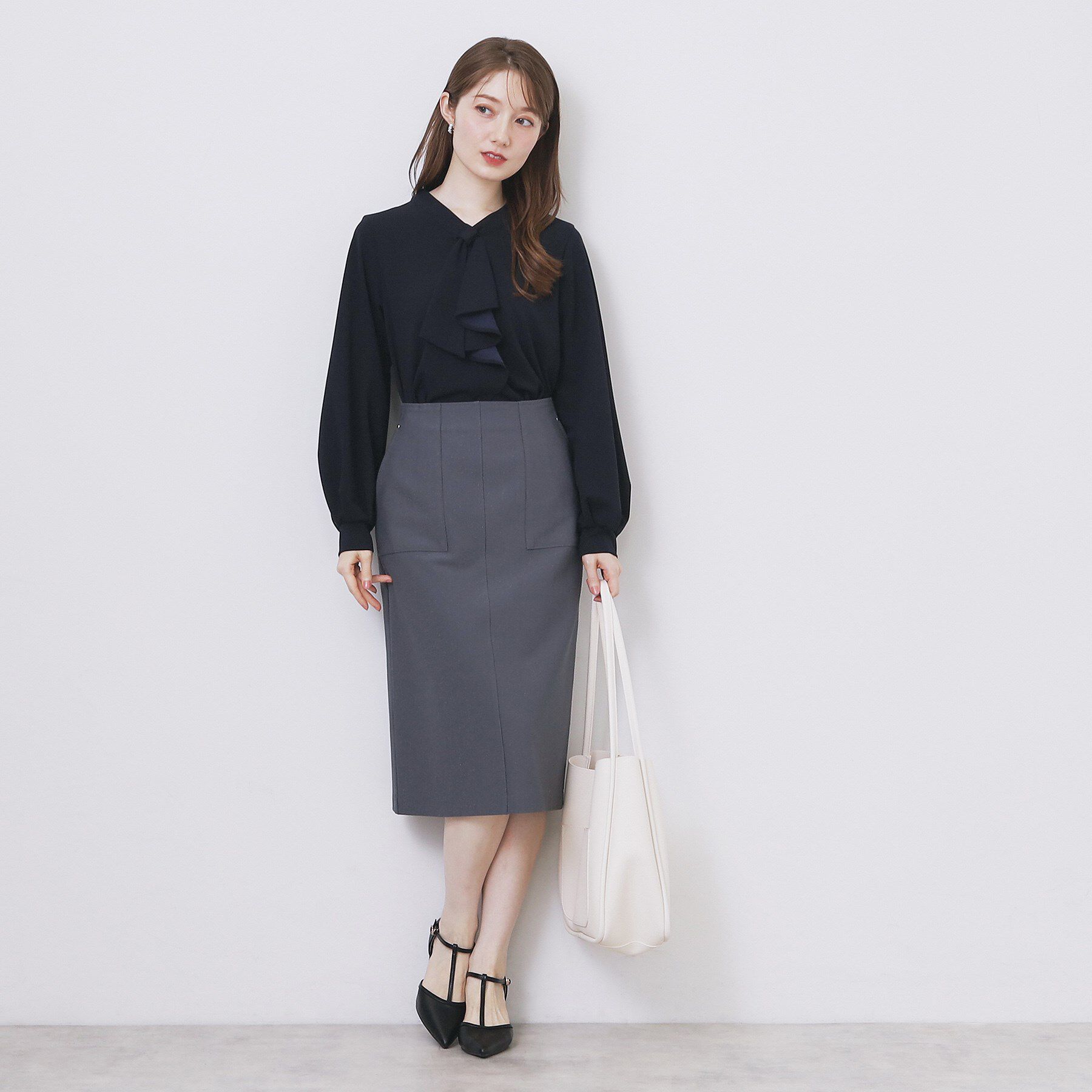 index「ボウタイフリルトップス【洗濯機OK／ストレッチ／イージーアイロン／防シワ】《S～3L》」|Tシャツ・カットソー|