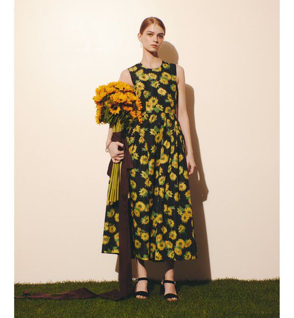 LOULOU WILLOUGHBY「 WEB 一部店舗限定【LOULOU WILLOUGHBY】サンフラワープリントバッククロスワンピース」|ワンピース|
